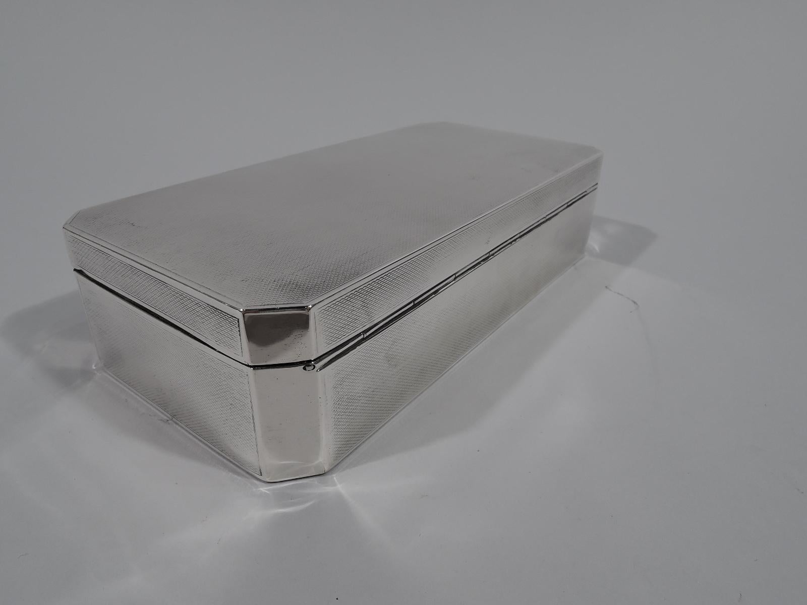 English Art Deco Sterling Silver Desk Box In Excellent Condition In New York, NY