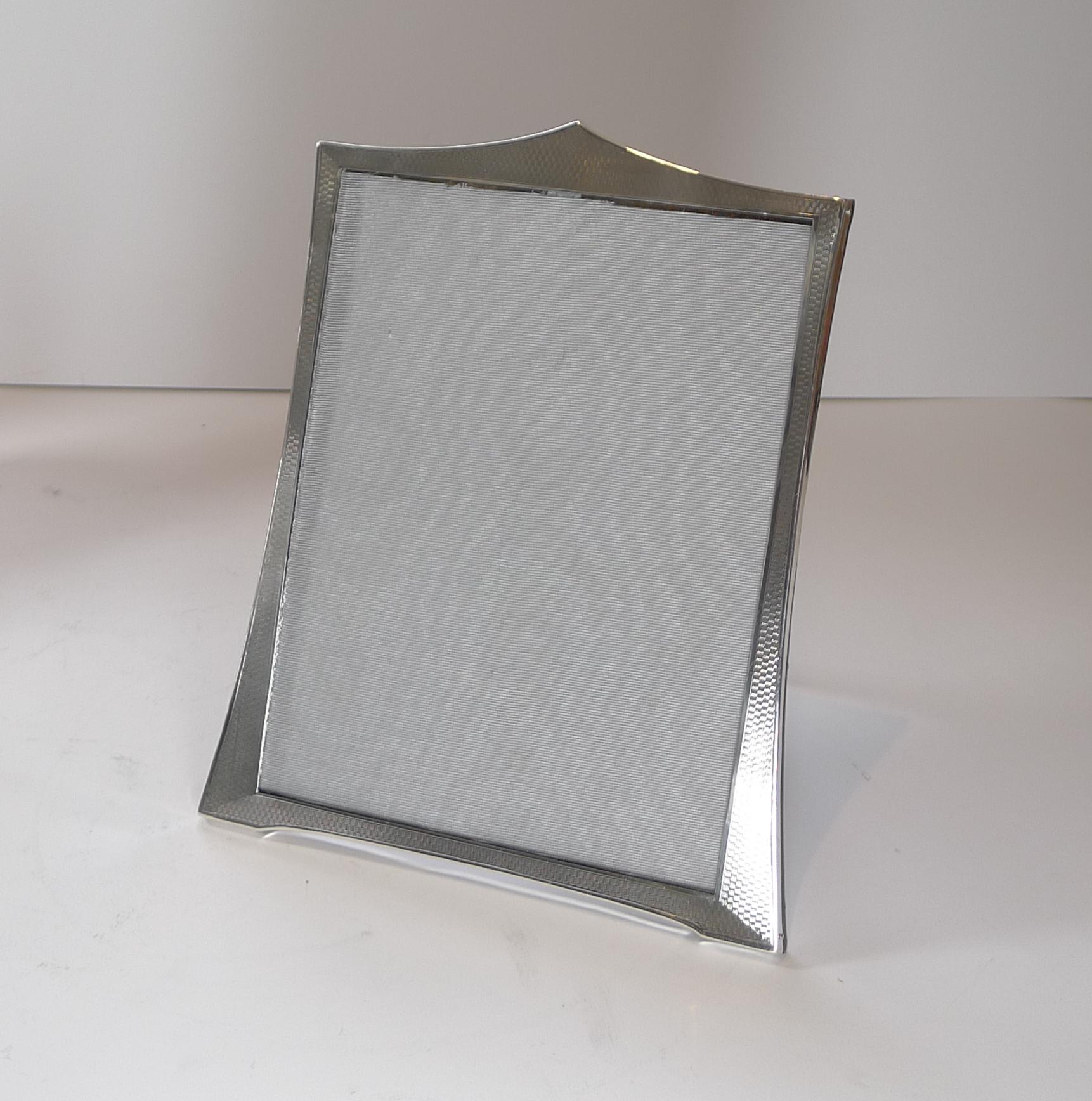 English Art Deco Sterling Silver Picture Frame, Engine Turned, 1928 4