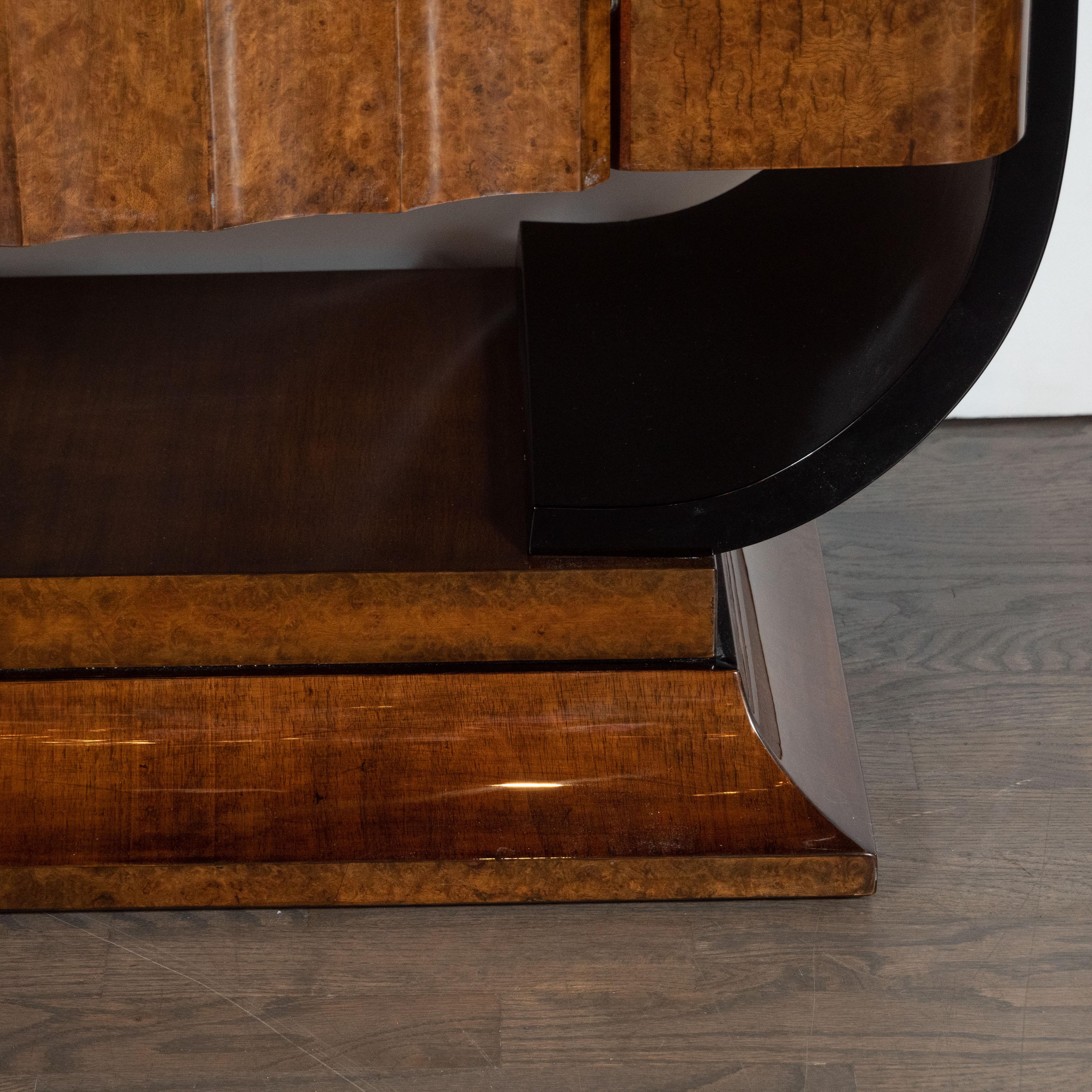 English Art Deco Streamlined Black Lacquer and Burled Carpathian Elm Cabinet In Excellent Condition In New York, NY
