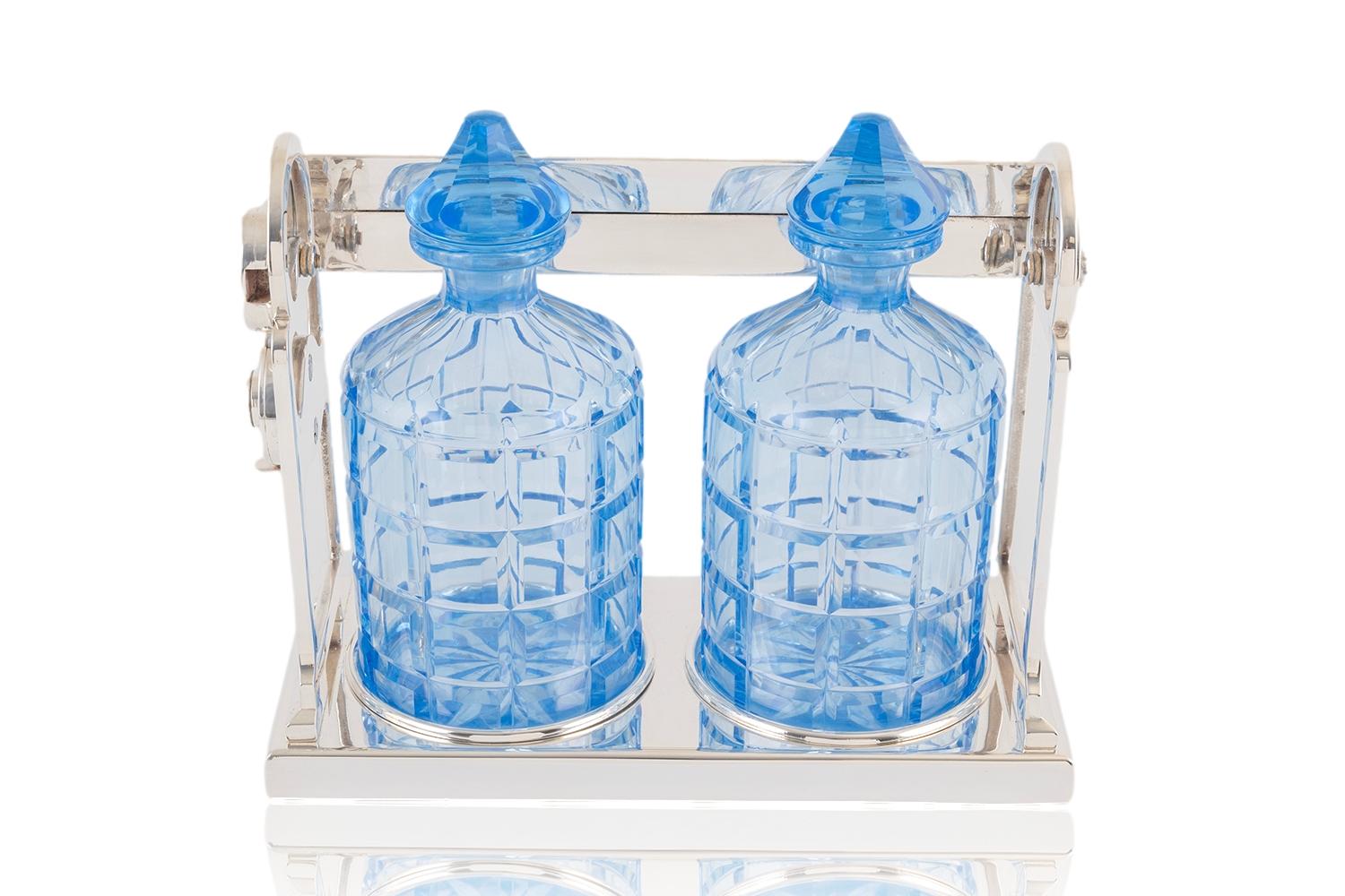 English Art Deco Twin Bottle Tantalus by George Betjemann In Good Condition For Sale In Northampton, GB