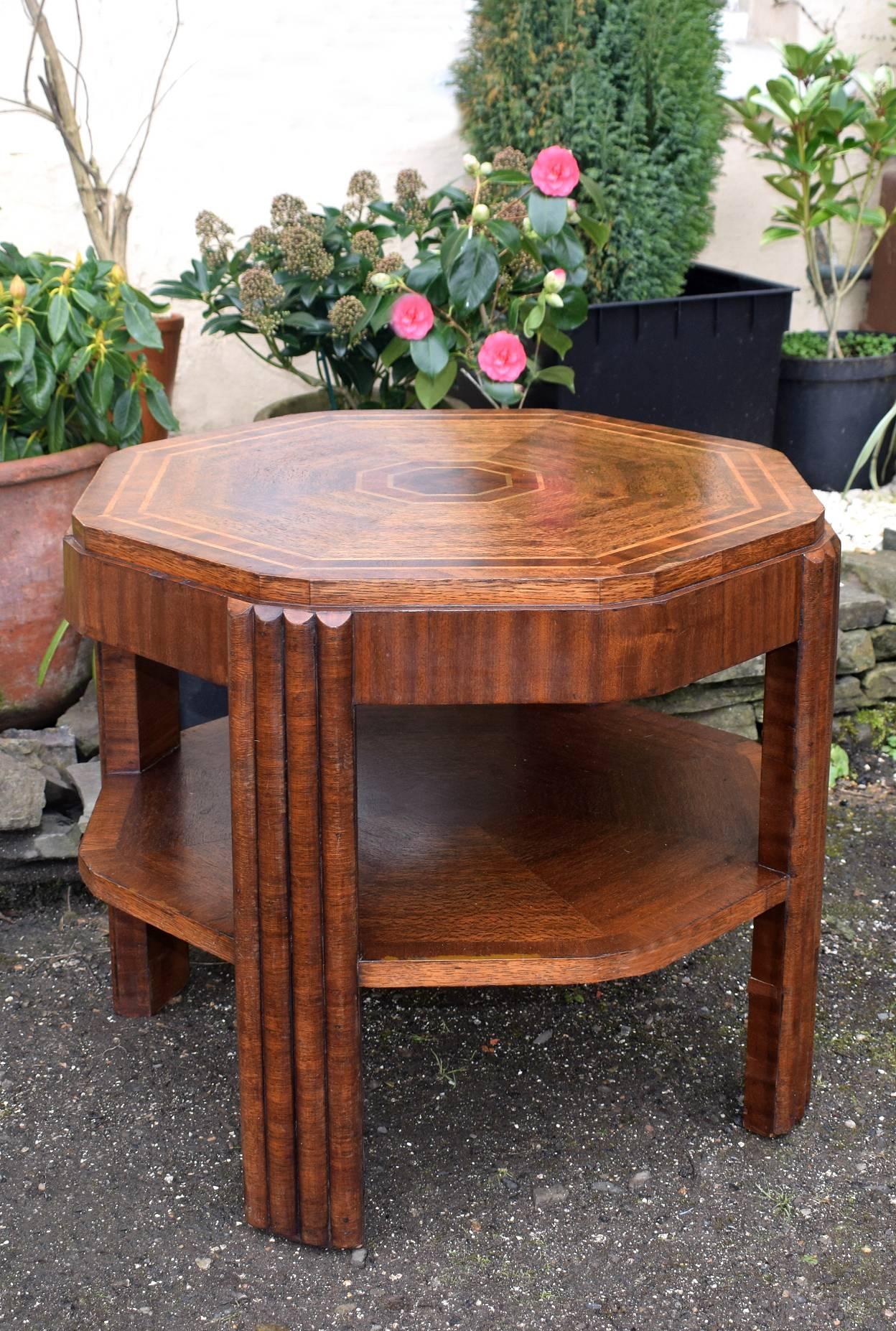 English Art Deco Walnut and Oak Book Table In Good Condition In Devon, England