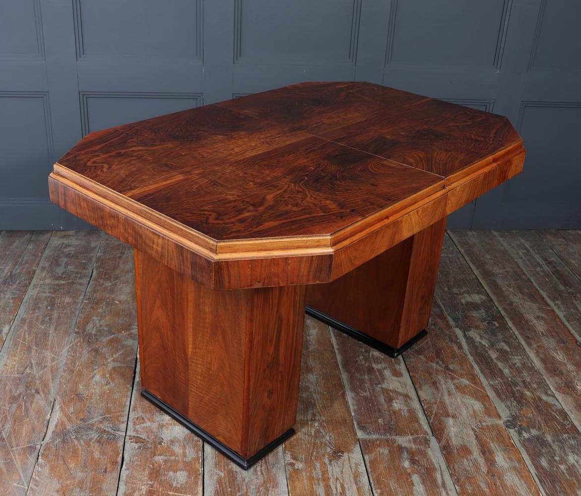 English Art Deco Walnut Extending Dining Table For Sale 12