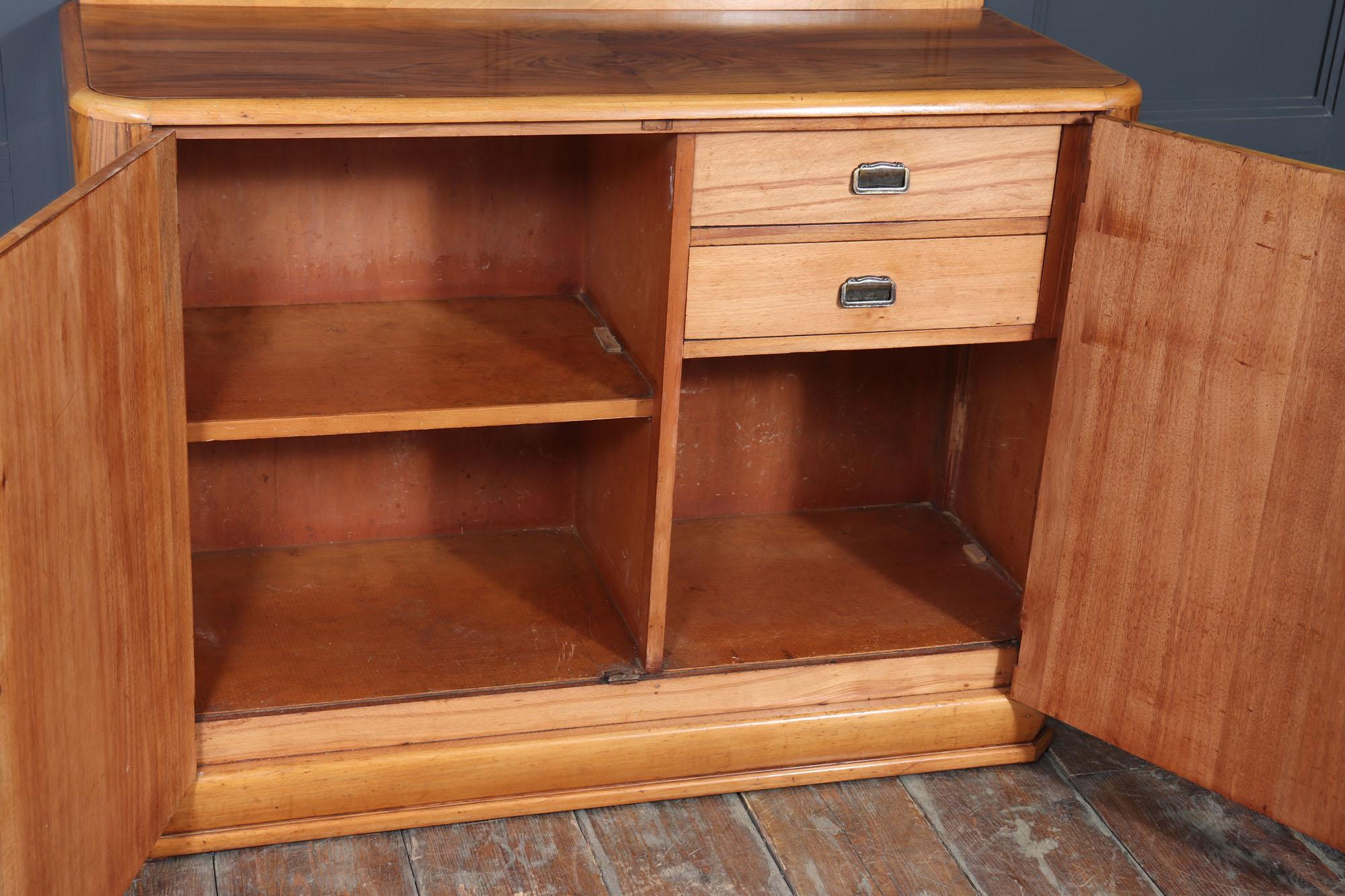 English Art Deco Walnut Sideboard , c.1930s (Walnuss) im Angebot