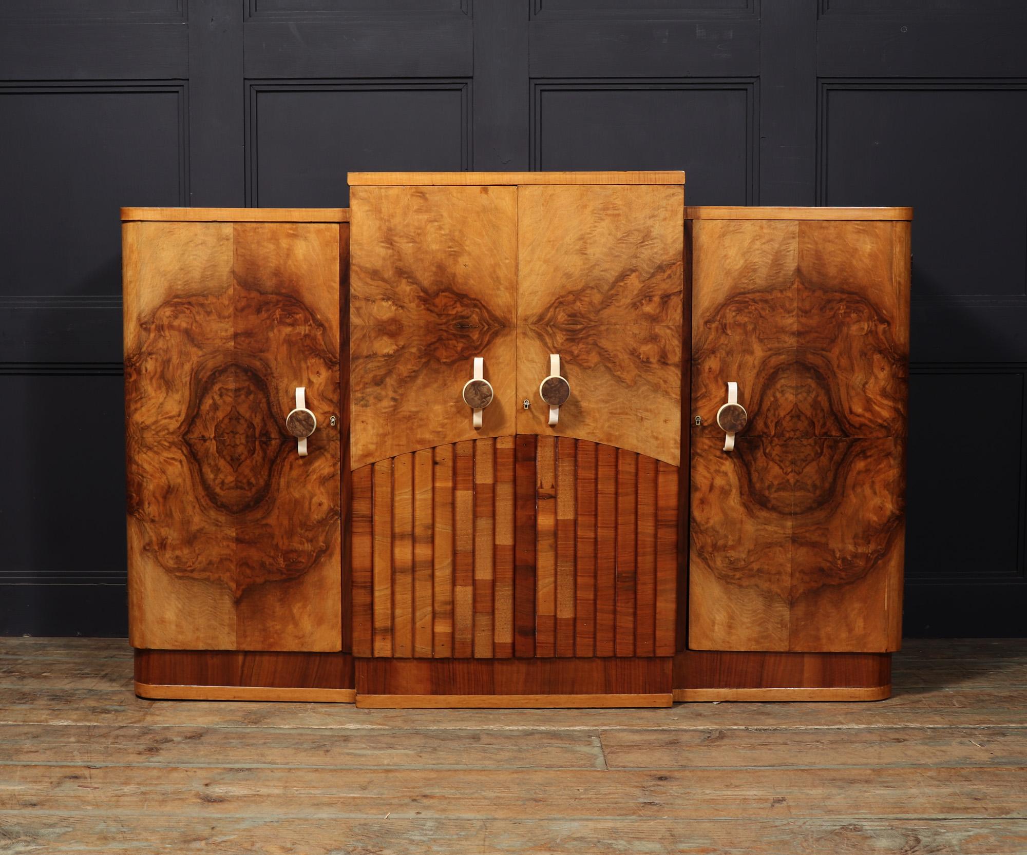 English Art Deco Walnut Sideboard  In Good Condition For Sale In Paddock Wood Tonbridge, GB