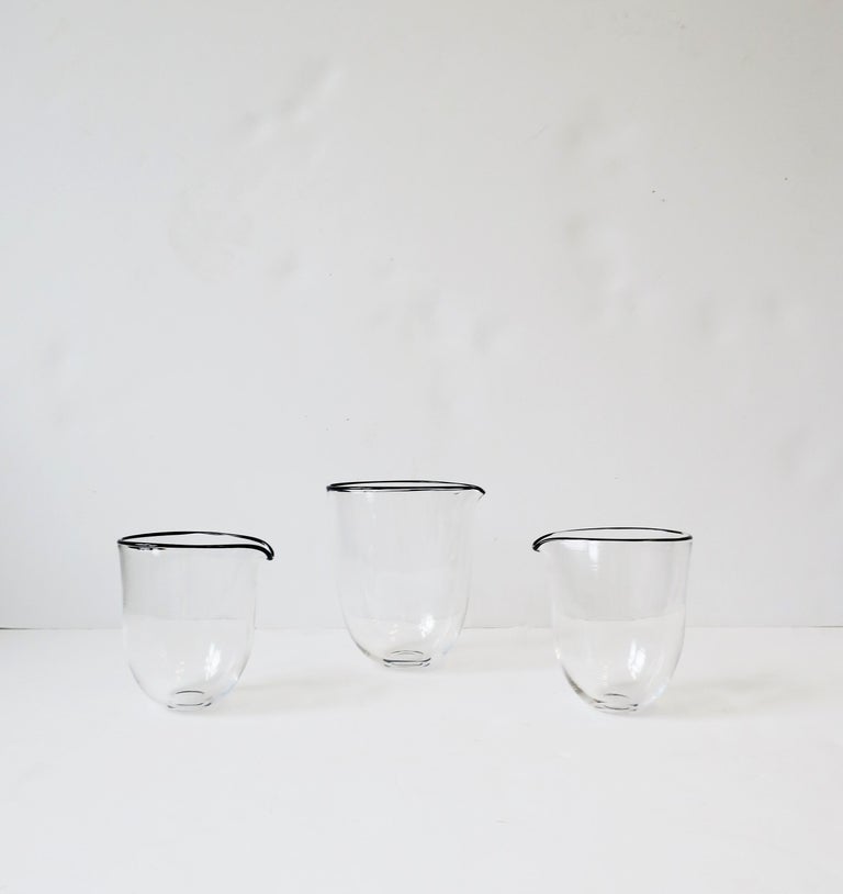 20th Century English Art Glass Cocktail Beaker Pitcher Vessel Barware Set, ca. 1990s For Sale