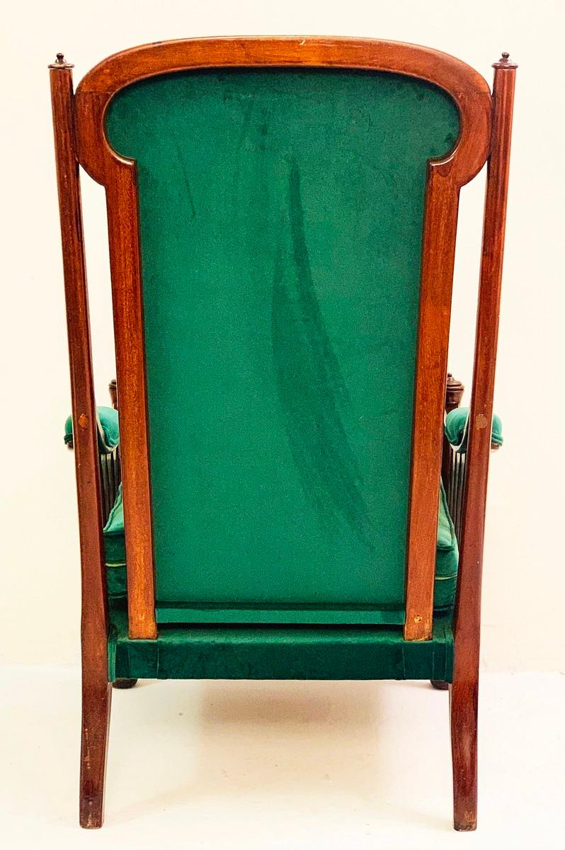 English Art Nouveau Armchair, New Green Velvet Upholstery In Good Condition For Sale In Brussels, BE