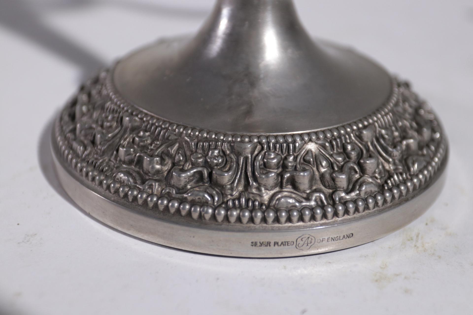 Candelero Art Nouveau inglés plateado, Siglo XX en venta 3