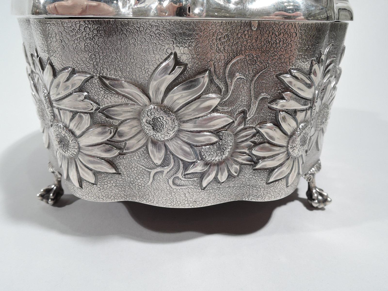 Sterling Silver English Art Nouveau Daisy-Plucking Loves-Me-Loves-Me-Not Jewelry Box