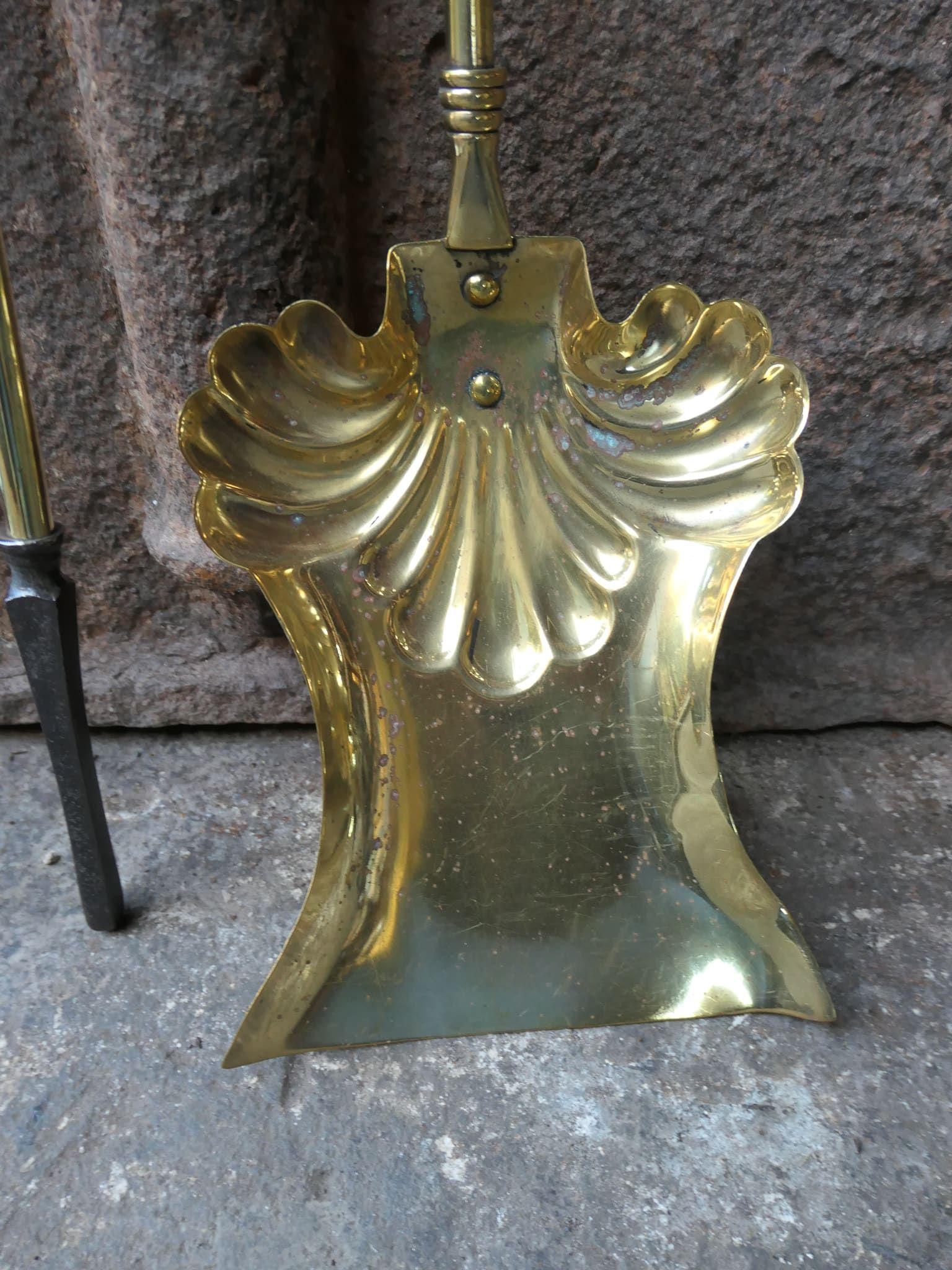 Attrezzi da camino o strumenti da fuoco in stile Art Nouveau inglese, inizio XX secolo in vendita 5