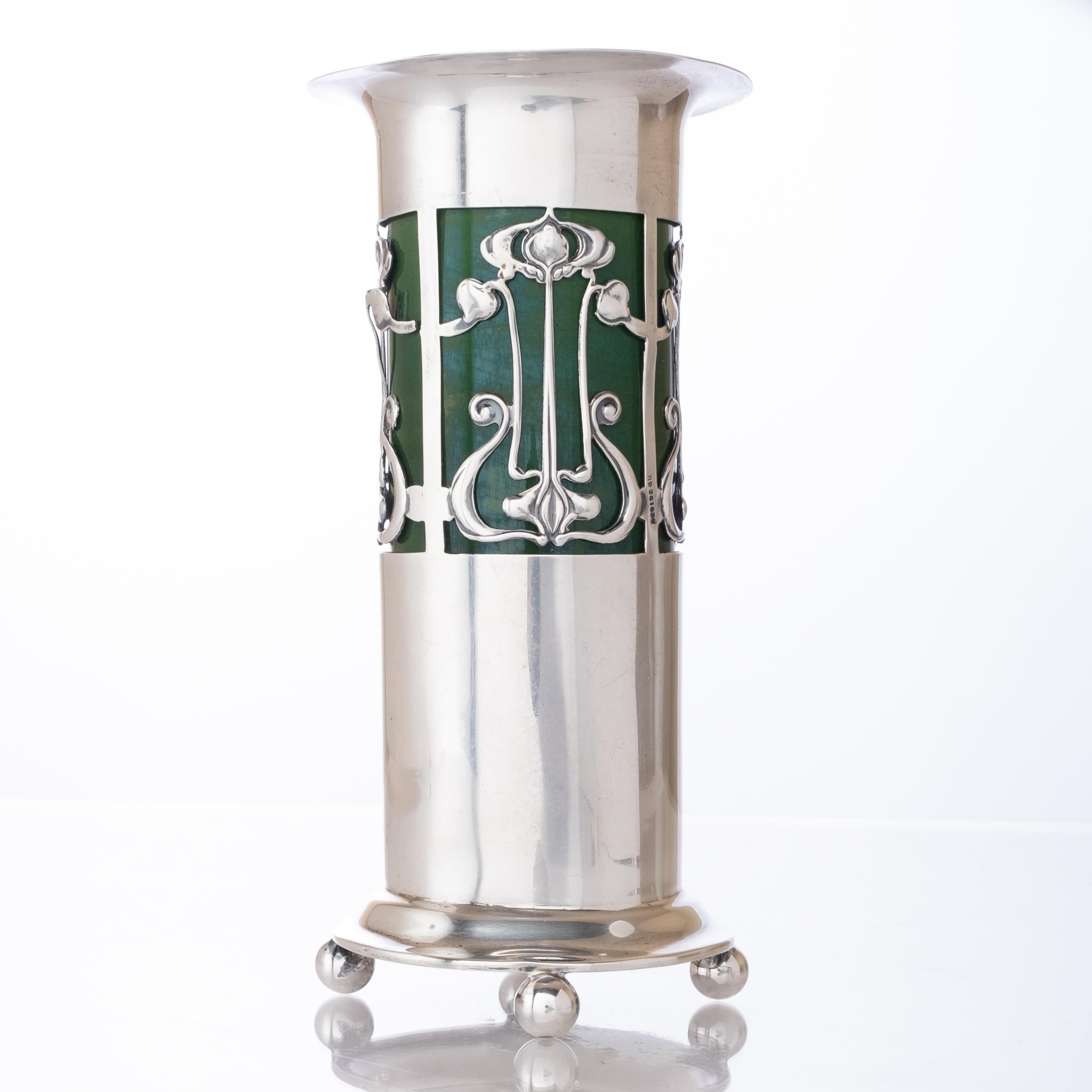 19th Century English Art Nouveau-Period, Roberts & Belk Sterling Silver Vase with Liner