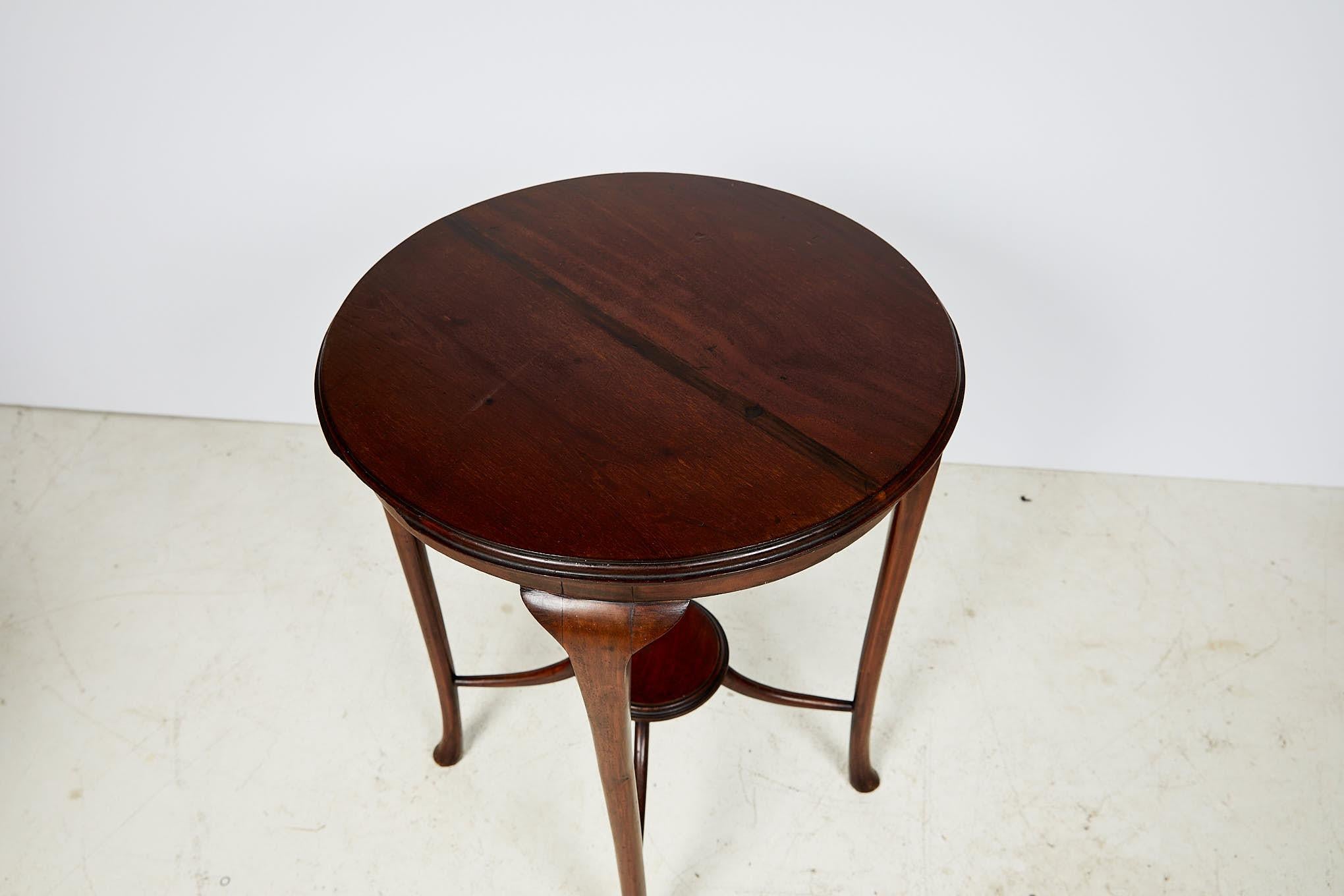 English Art Nouveau Round Tea Table of Mahogany 12