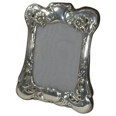 Cadre pour photo en argent sterling de style Art Nouveau anglais
