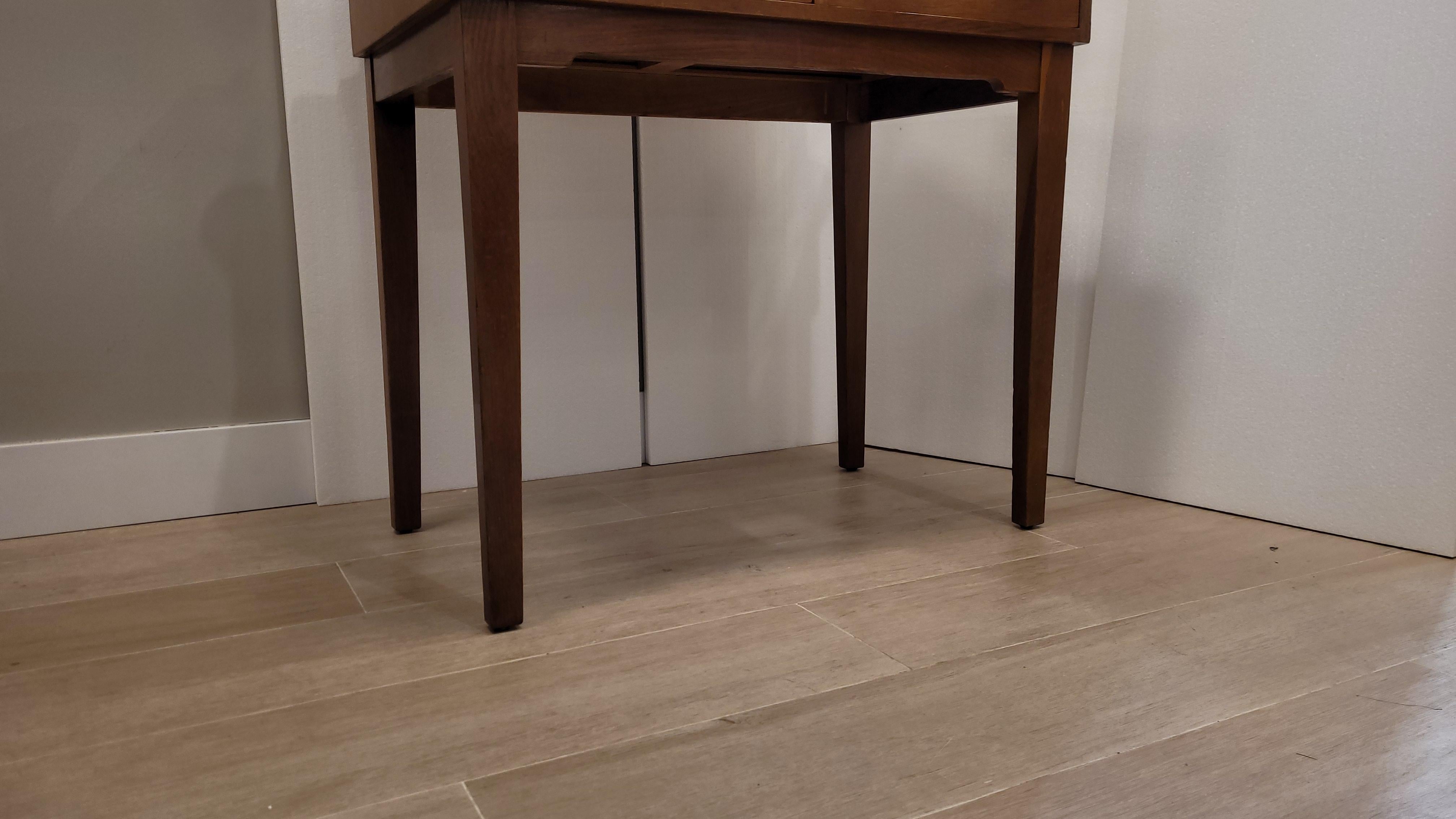 English Arts and Crafts dressing table/desk, Gomme Furniture Wycombe 6