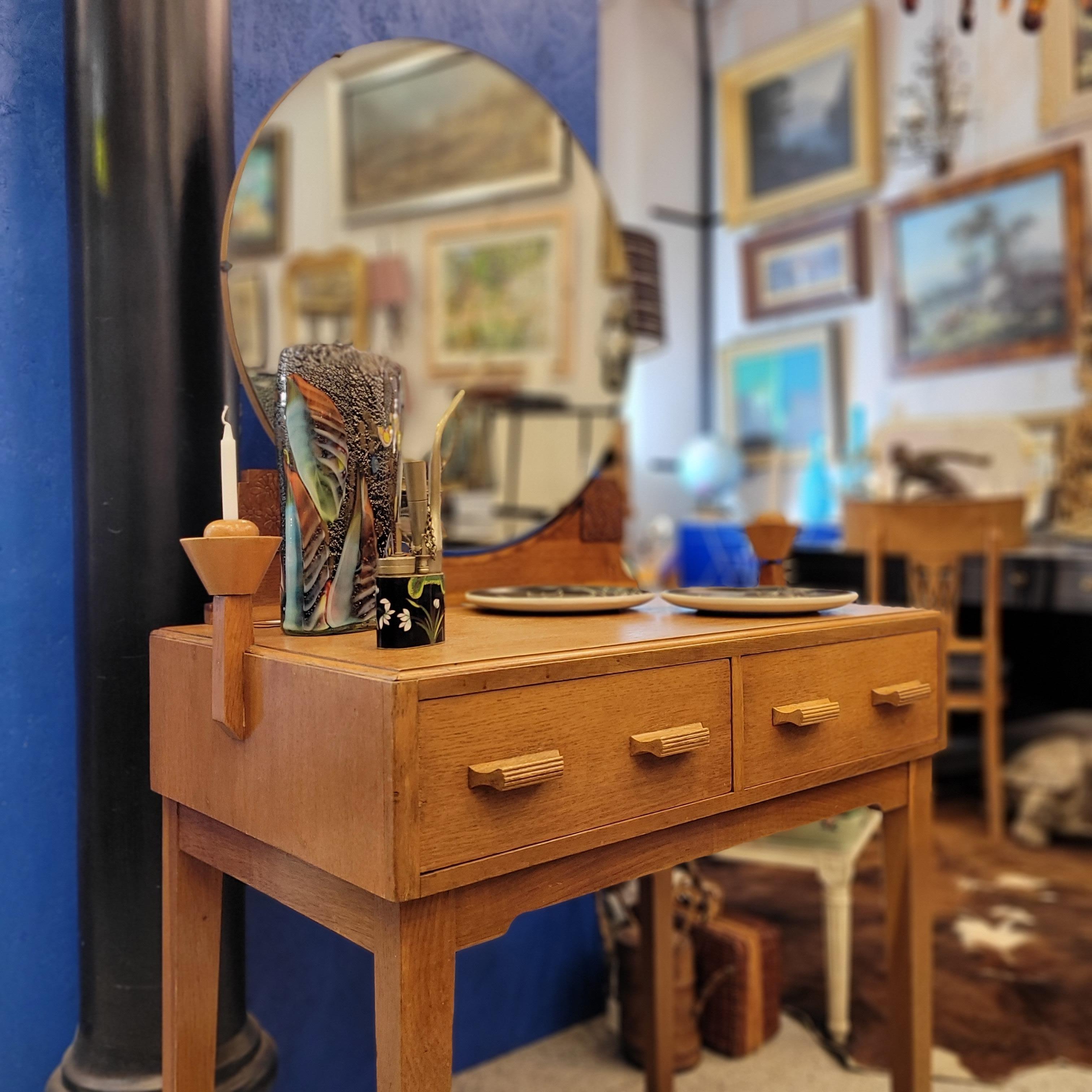 English Arts and Crafts dressing table/desk, Gomme Furniture Wycombe 8