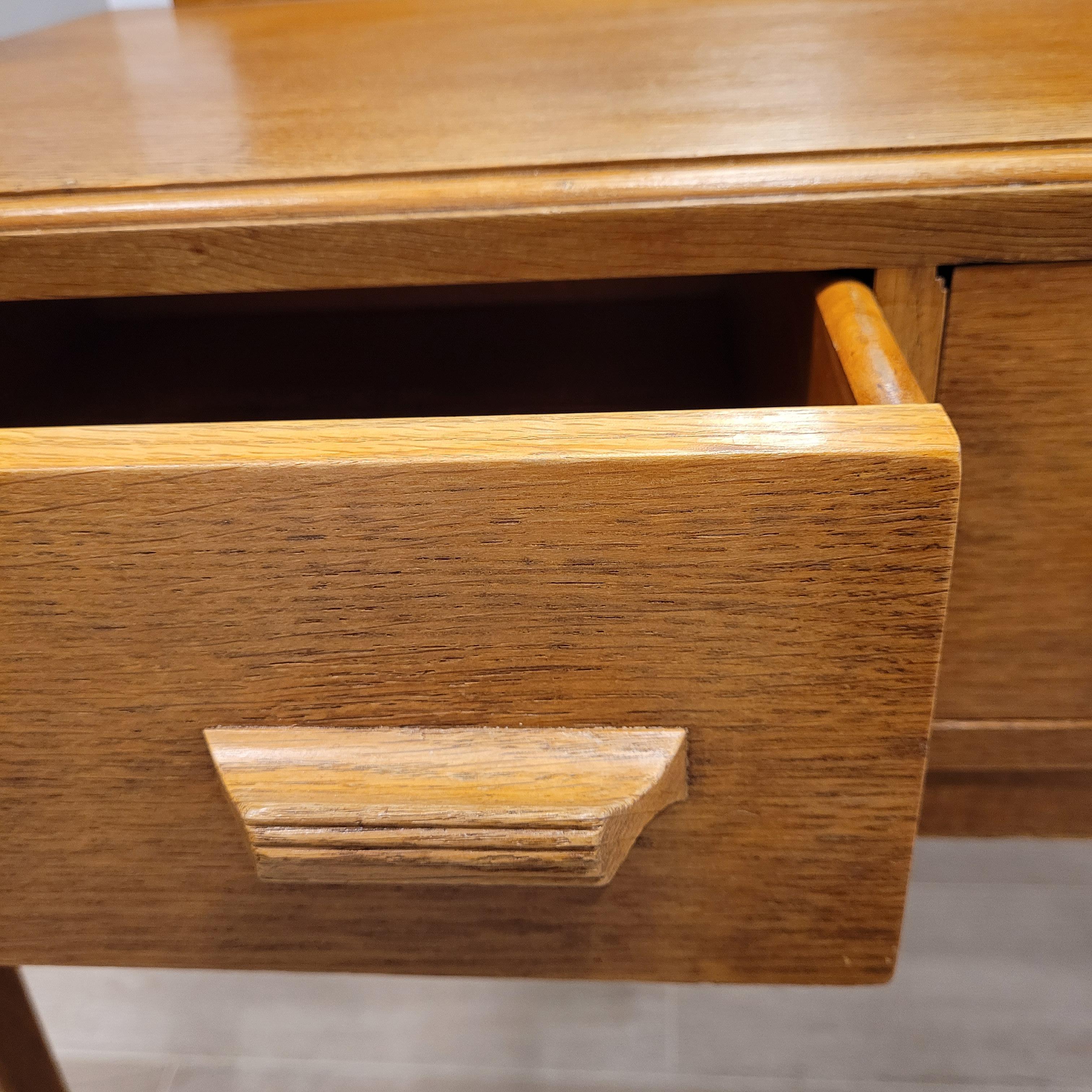 English Arts and Crafts dressing table/desk, Gomme Furniture Wycombe 12