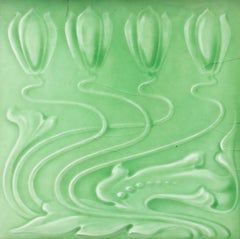 Tile de poterie anglais encadré Arts and Crafts