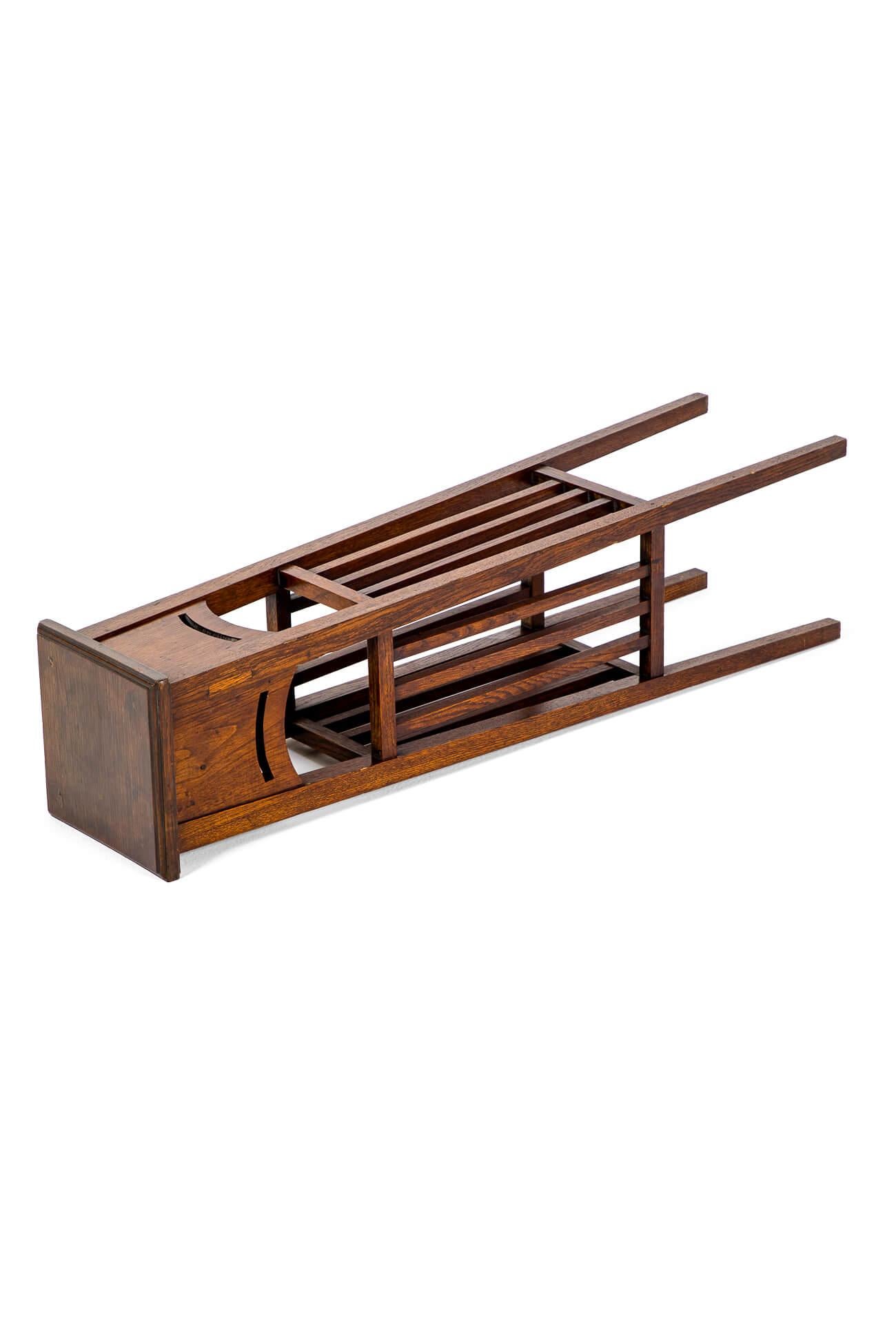 Englischer Arts and Craft Jardiniere Stand, Liberty and Co. London zugeschrieben (Britisch) im Angebot