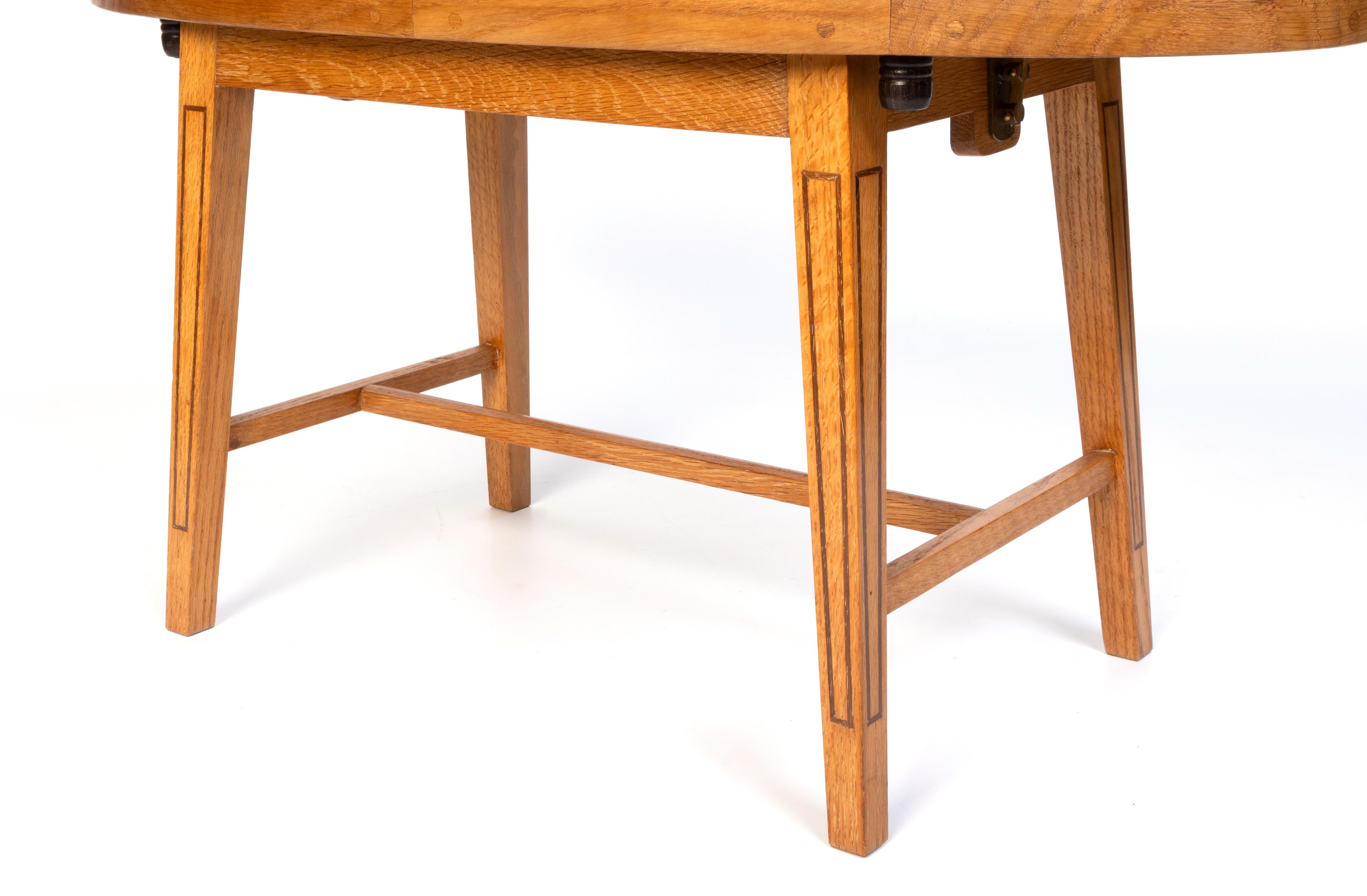 Tavolino da divano in Oak Oak Piccolo Tavolino da divano in stile arti e mestieri inglese in vendita 5