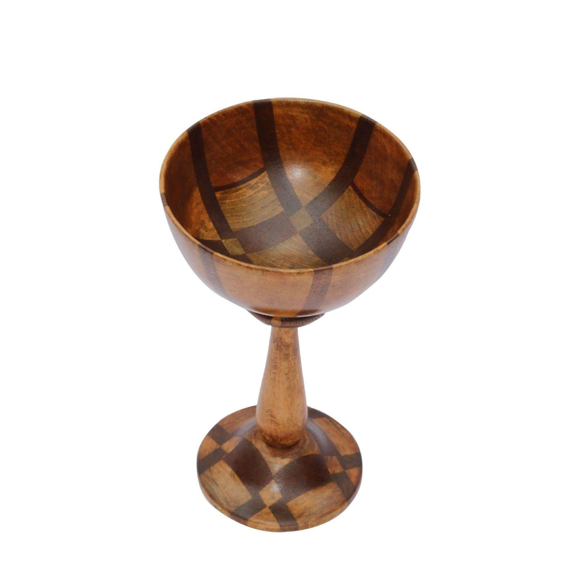 English Arts and Crafts Treen Specimen Wood Turned Goblet circa 1909 For Sale 3