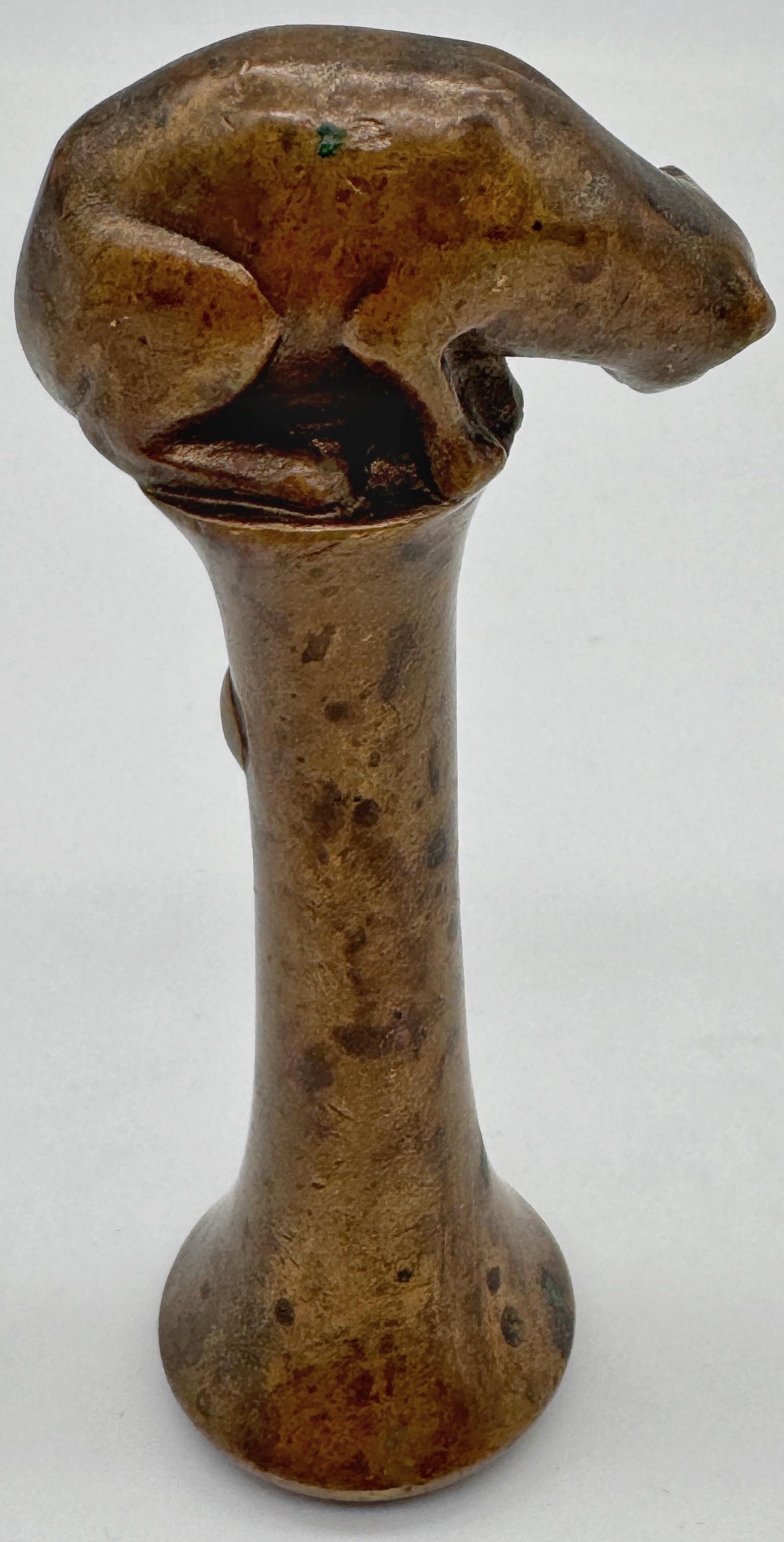 Sello de bronce Arts & Crafts inglés, motivo gato y ratón, circa 1900-1930 siglo XX en venta