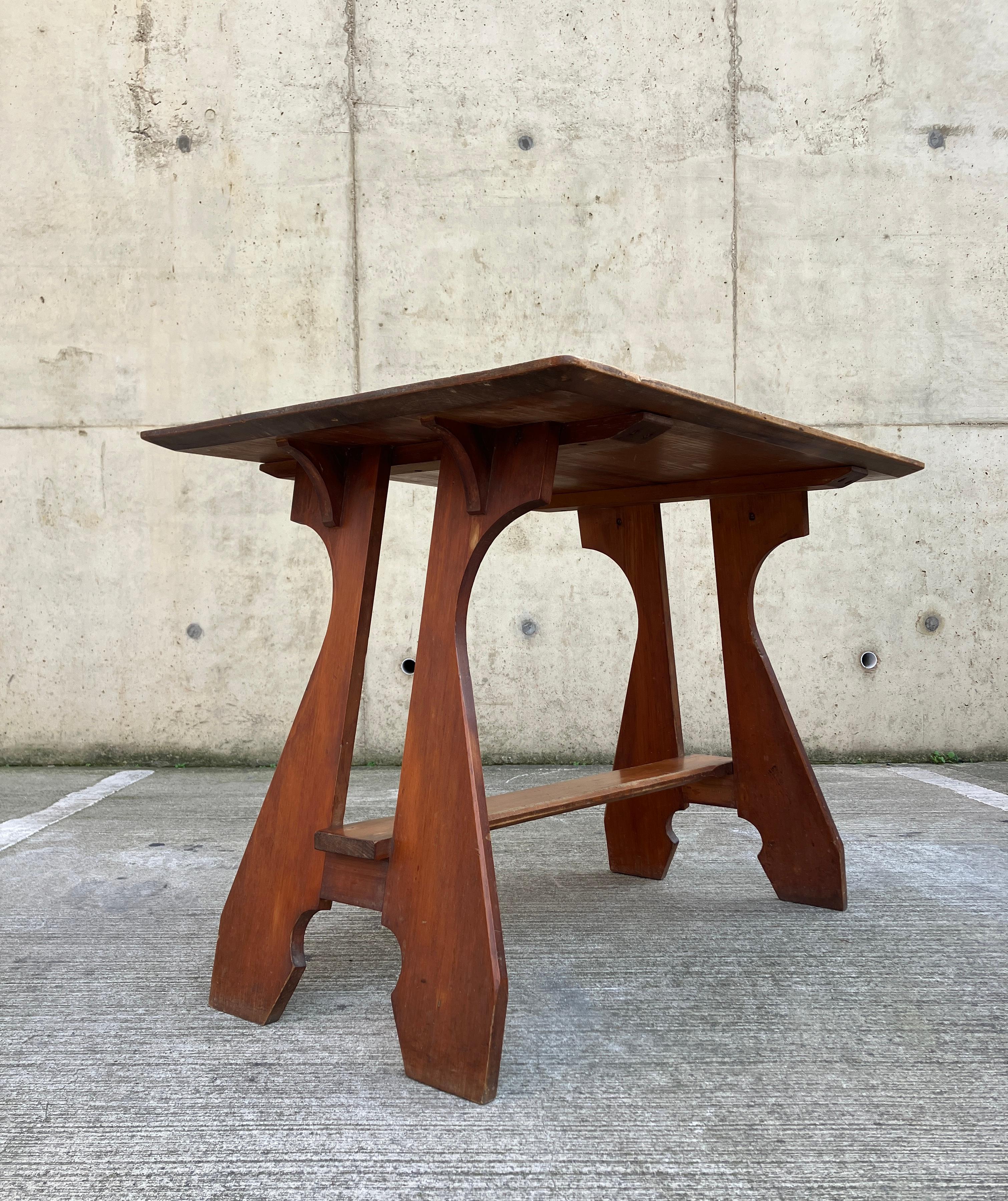 Inglese Tavolo Consolle / Scrivania inglese Arts & Crafts in vendita