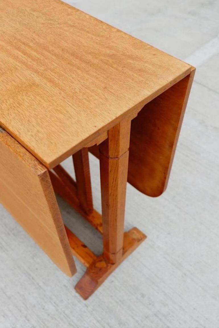 English Arts & Crafts Cotswold School Gate Leg Oak Dining Table 2