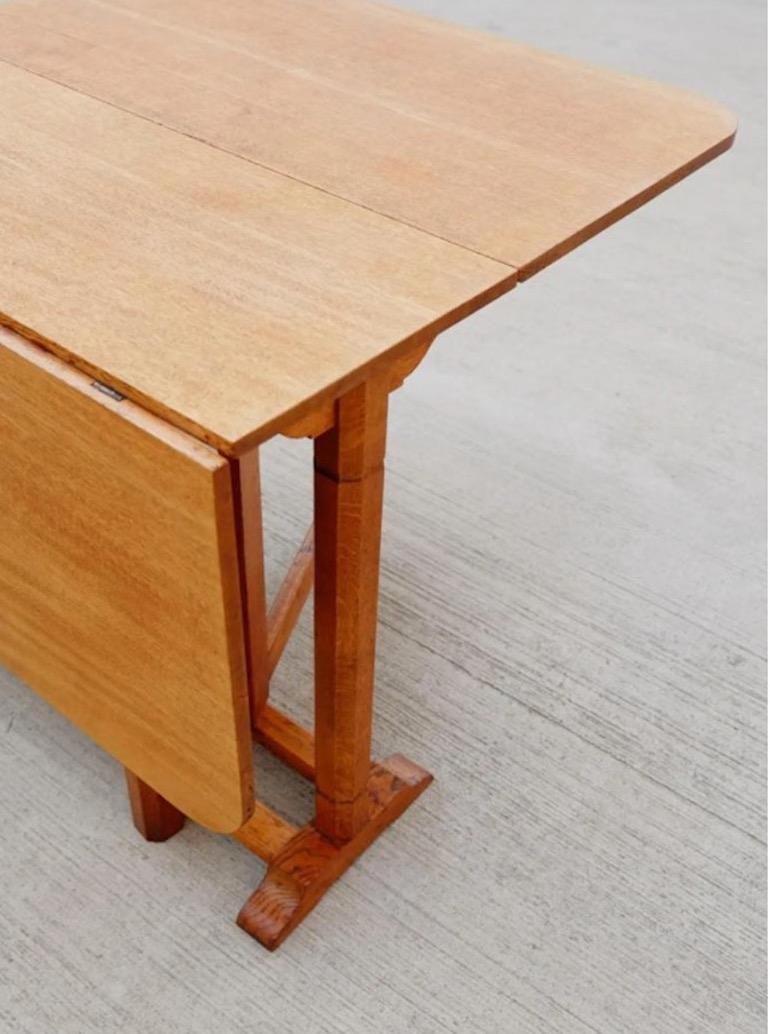 English Arts & Crafts Cotswold School Gate Leg Oak Dining Table 3