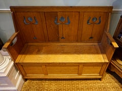 English Arts & Crafts Handmade Solid Oak Foyer Bench with Storage