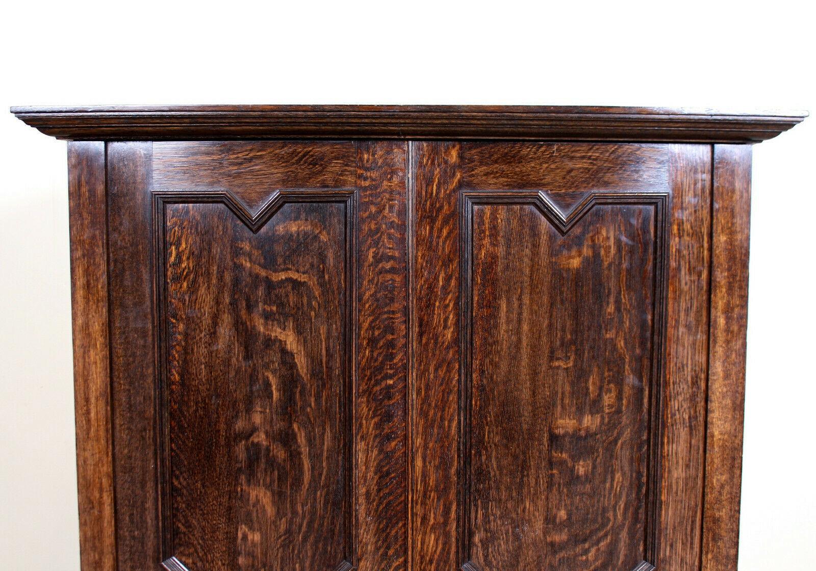 English Arts & Crafts Oak Wardrobe Rare Compactum Armoire Edwardian In Good Condition In Newcastle upon Tyne, GB