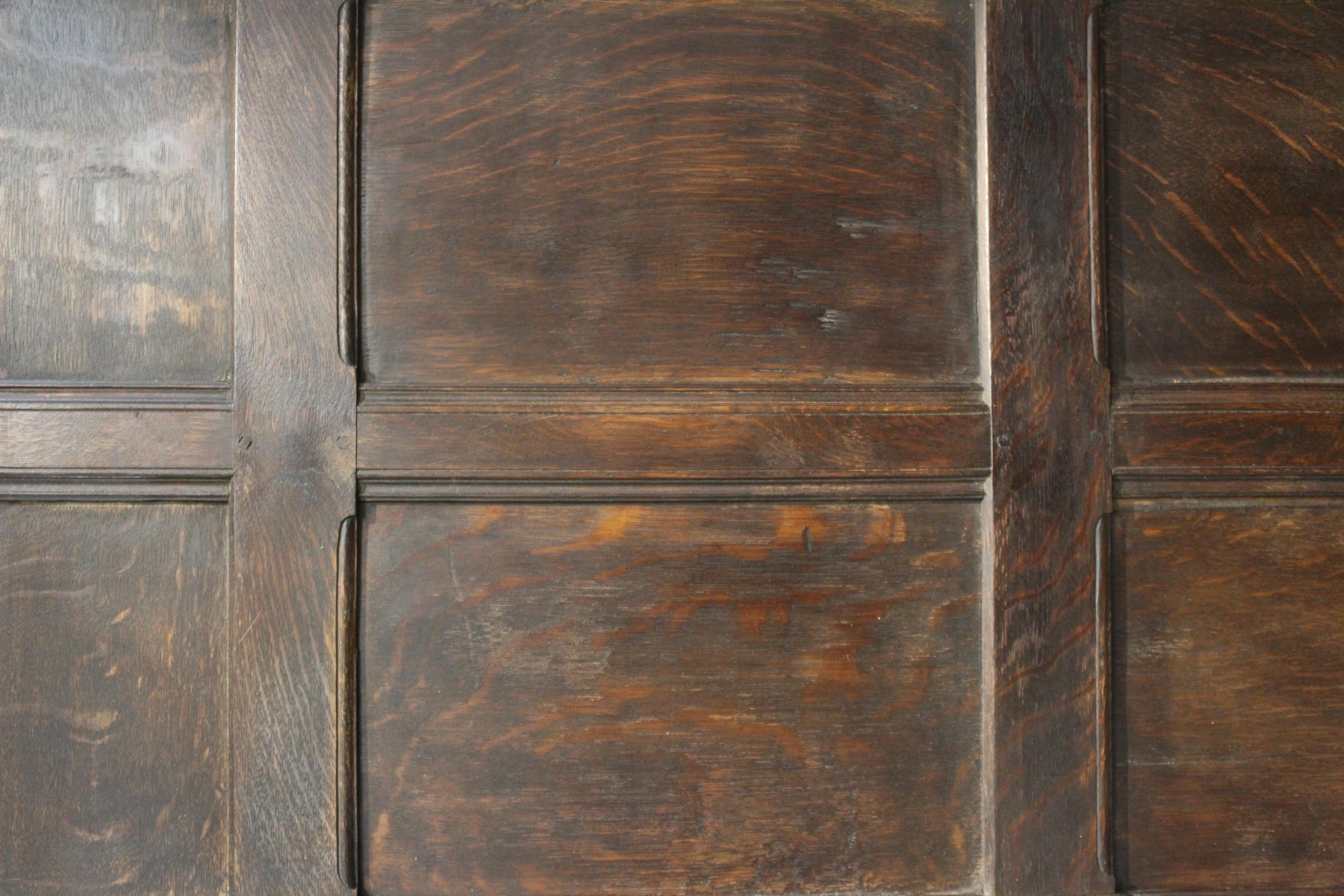 English Arts & Crafts Three-Panel Oak Screen with Beveled Panels 1