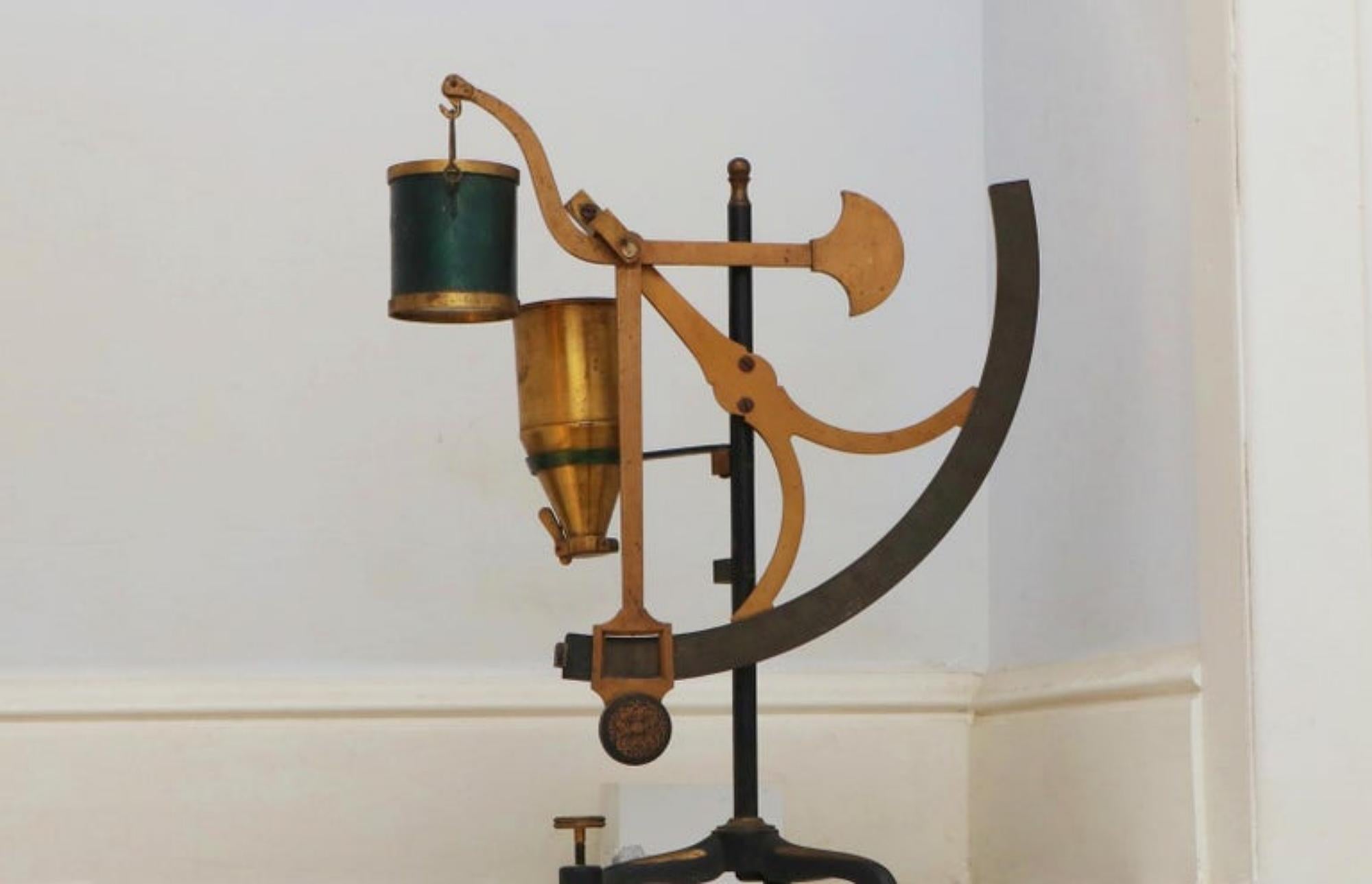 Anglais équilibre en bronze et fer, XIXe siècle en vente 3