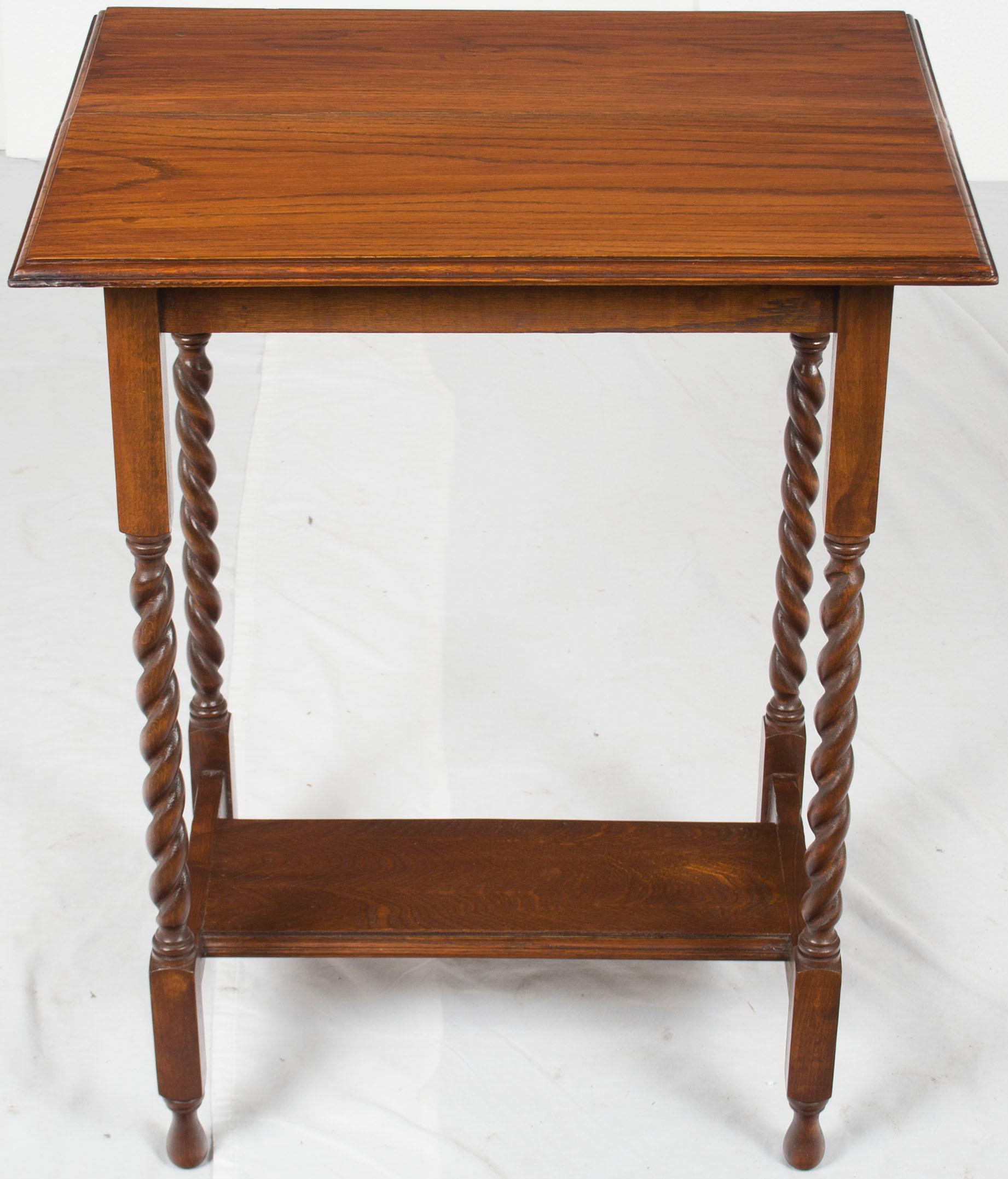 Early 20th Century English Barley Twist Oak Rectangular End Side Lamp Table For Sale