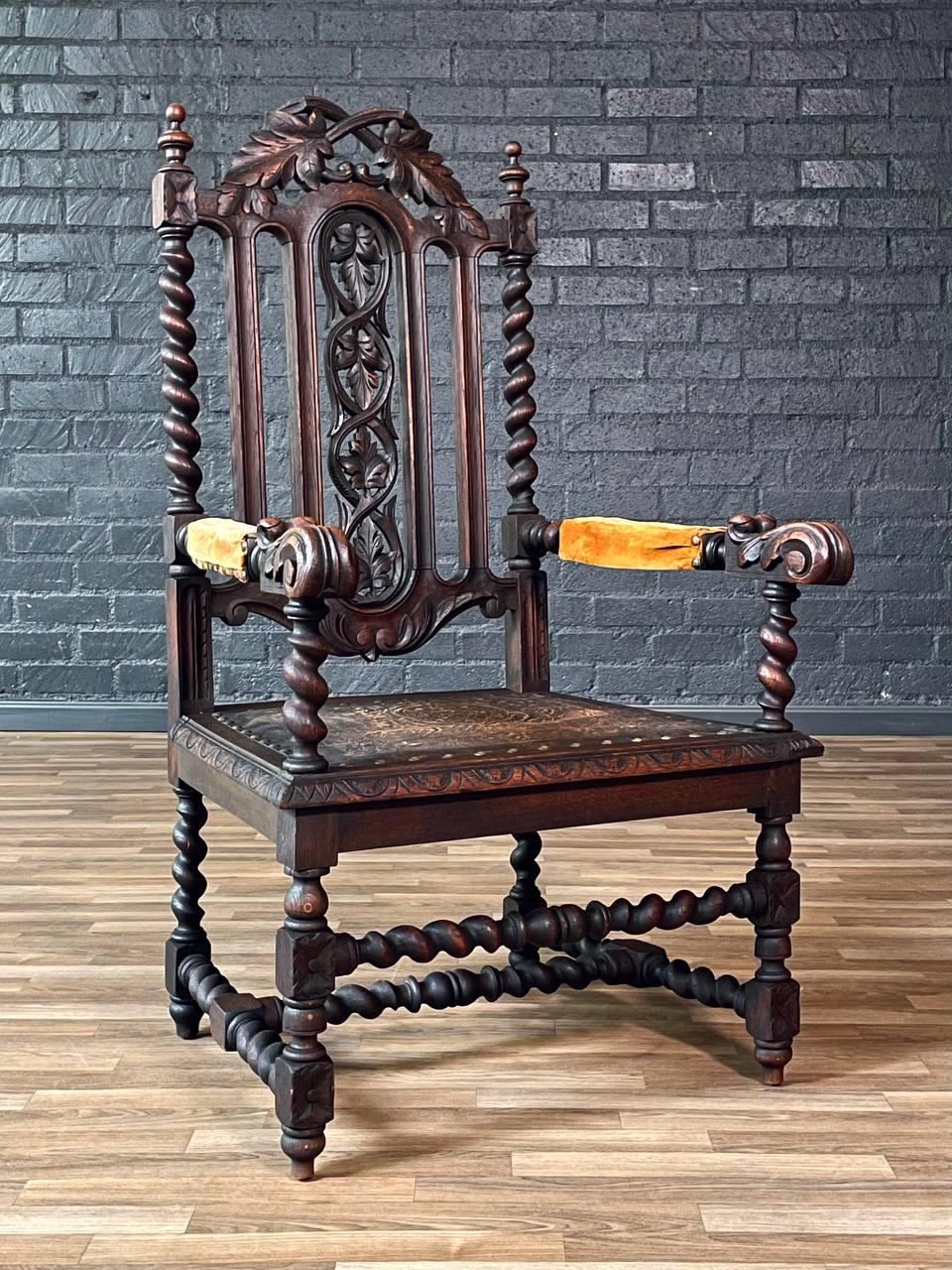 Baroque Fauteuil baroque anglais en chêne et cuir toilé avec pieds torsadés en orge en vente