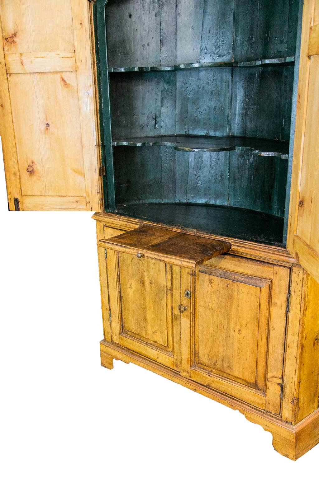 19th Century English Barrel Back Pine Corner Cupboard For Sale
