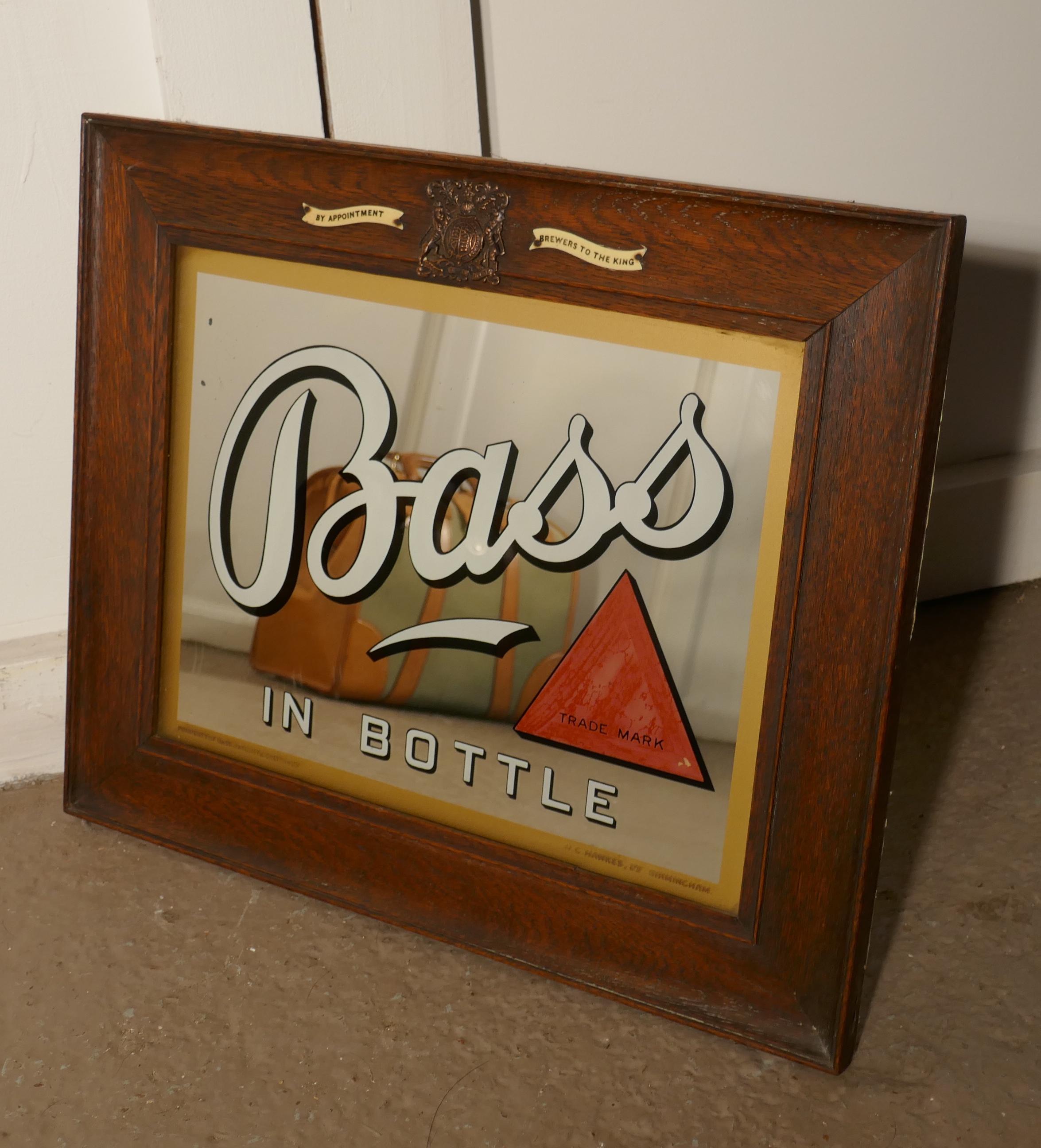 Industriel Miroir publicitaire anglais pour la bière Bass:: miroir de pub avec garantie royale