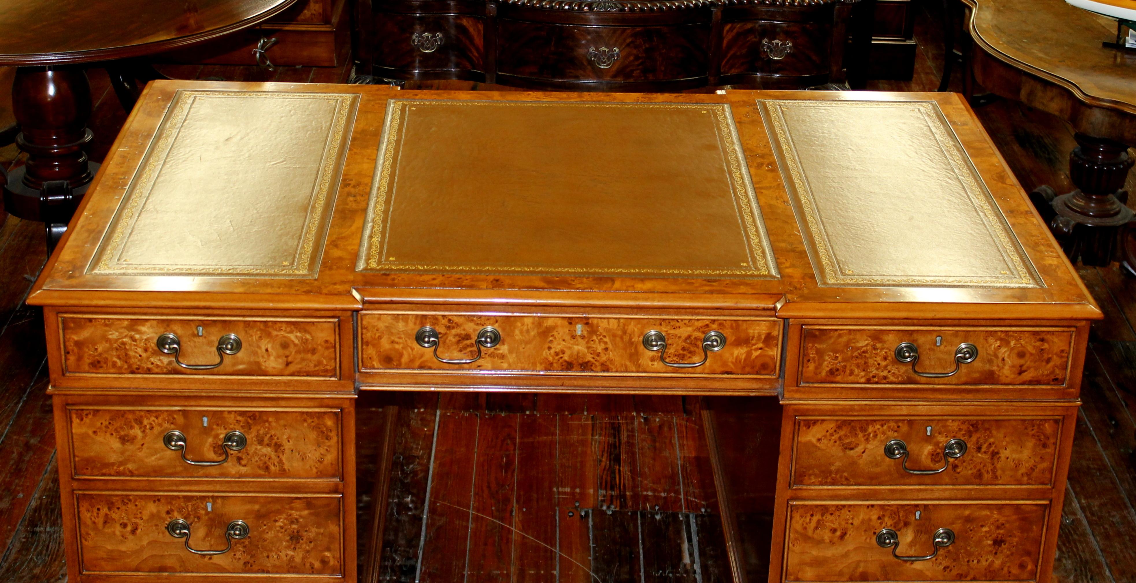 English Bench Made Burr Elm Chippendale Style Pedestal Partner's Desk In New Condition In Charleston, SC