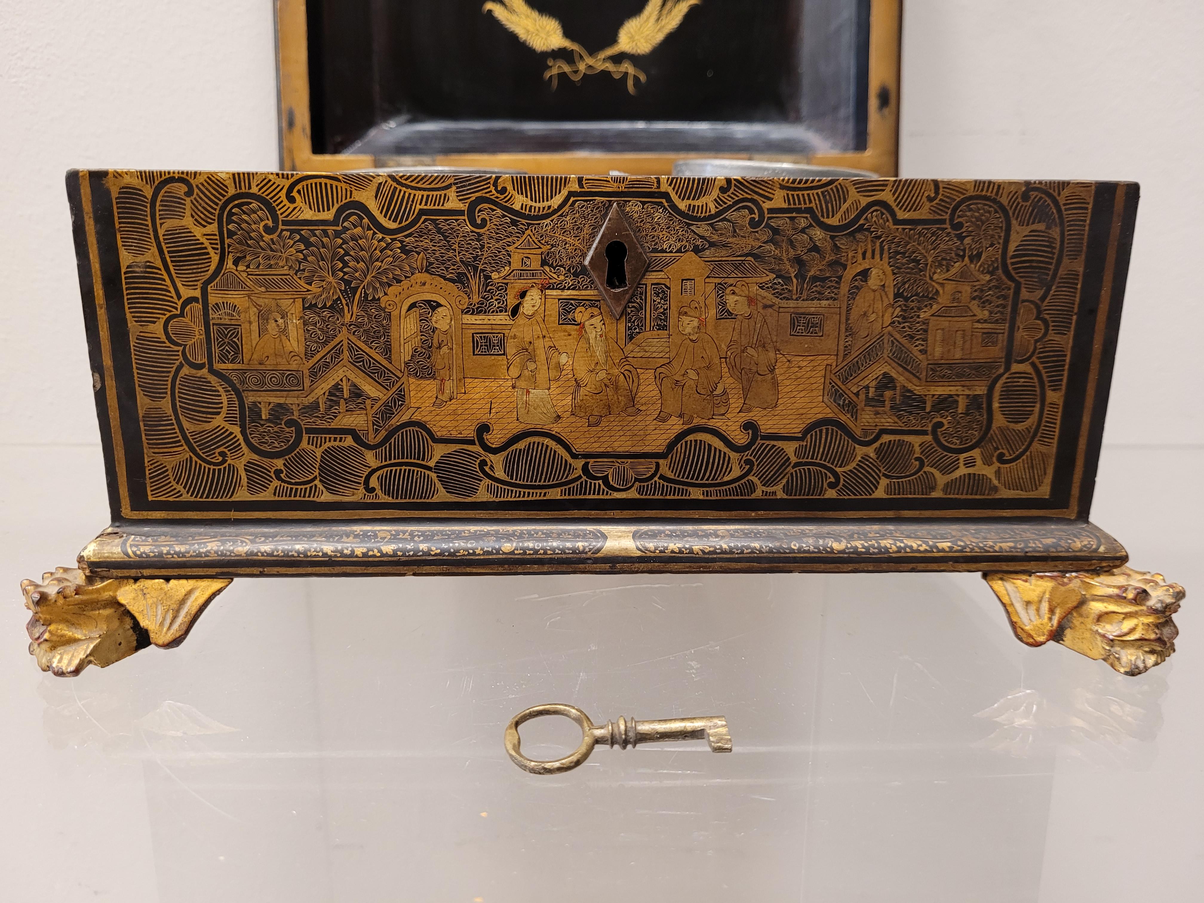 English Black Lacquer, Gold Tea Caddie with Chinoiseries, Victorian Age 5
