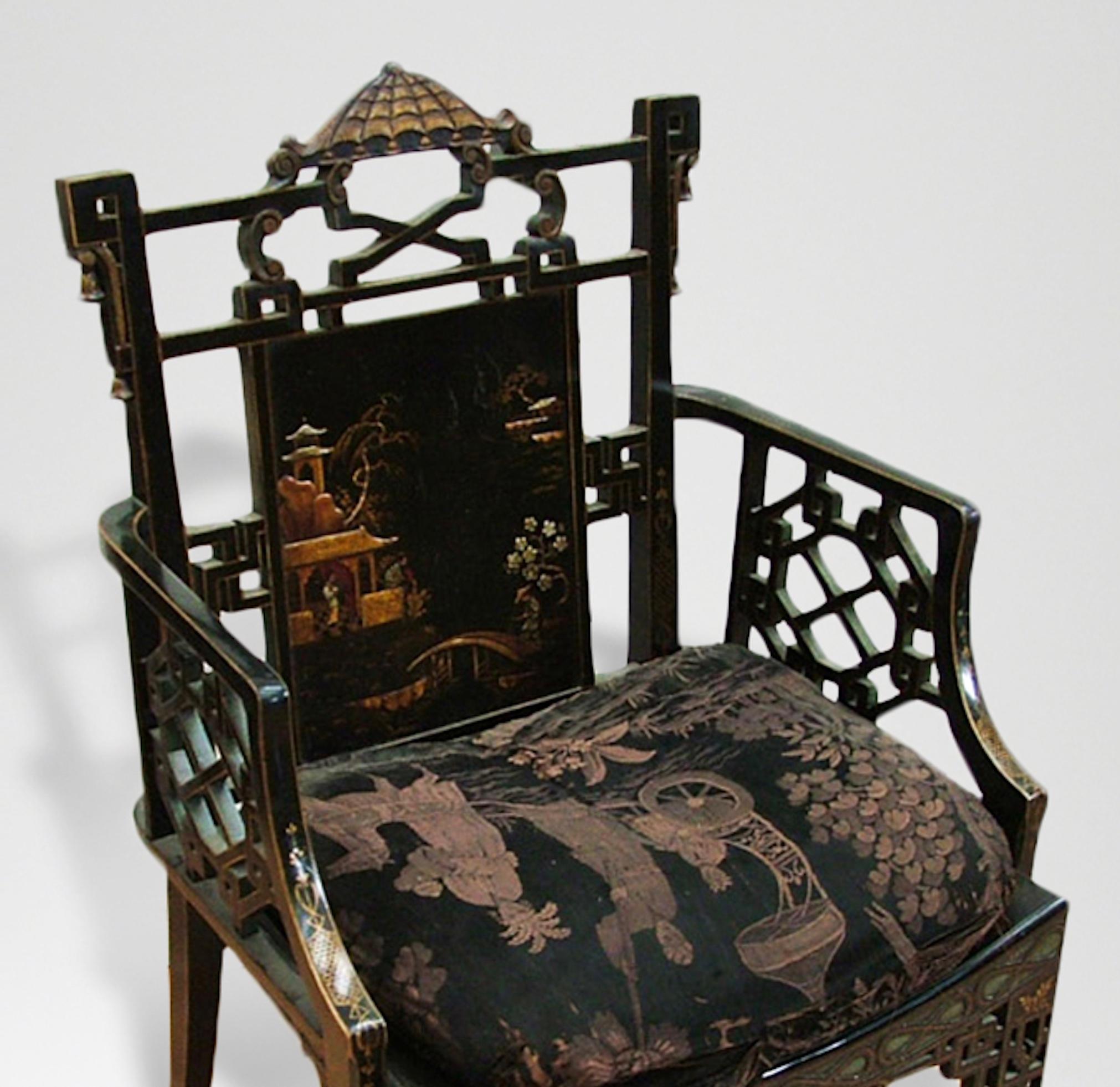 English Black Lacquer Pagoda Armchair in the Chinese Chippendale Style In Good Condition For Sale In London, GB