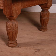 Table basse anglaise en chêne blanchi