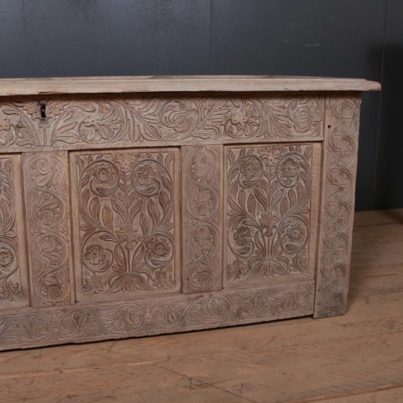 English Bleached Oak Coffer or Blanket Chest In Good Condition In Leamington Spa, Warwickshire