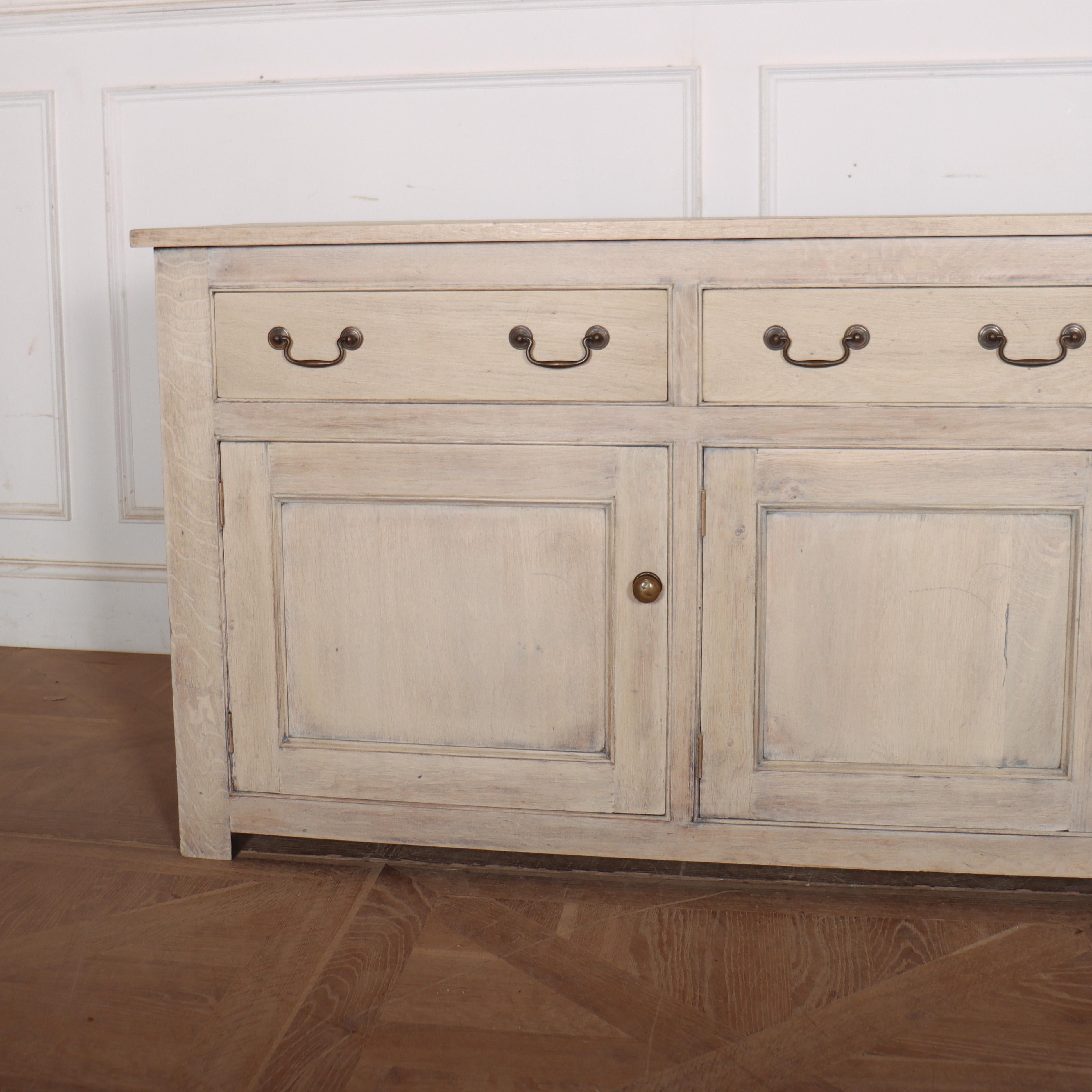 Sbiancato Base per comò in Oak sbiancato inglese