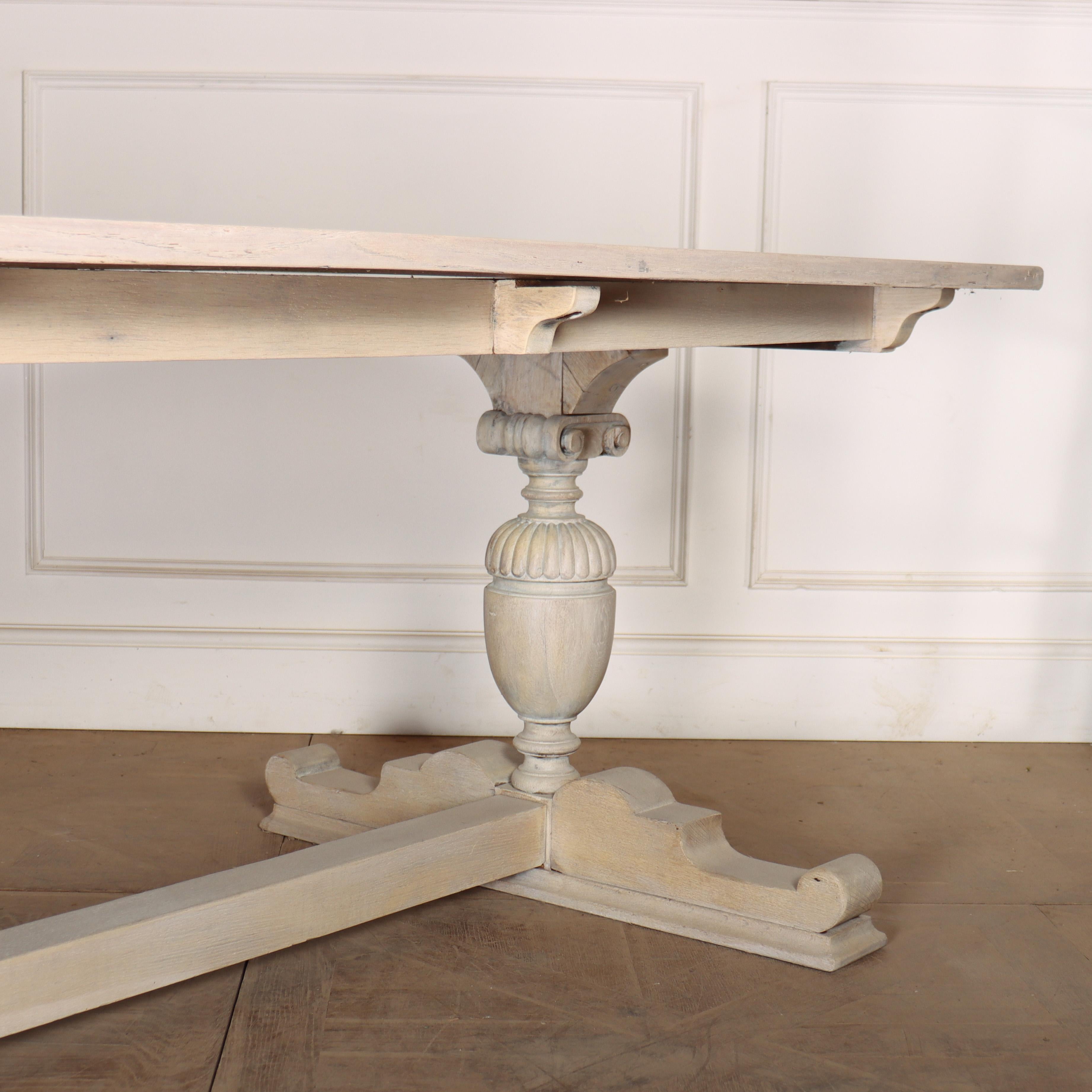 Mesa caballete inglesa de roble blanqueado Blanqueado en venta