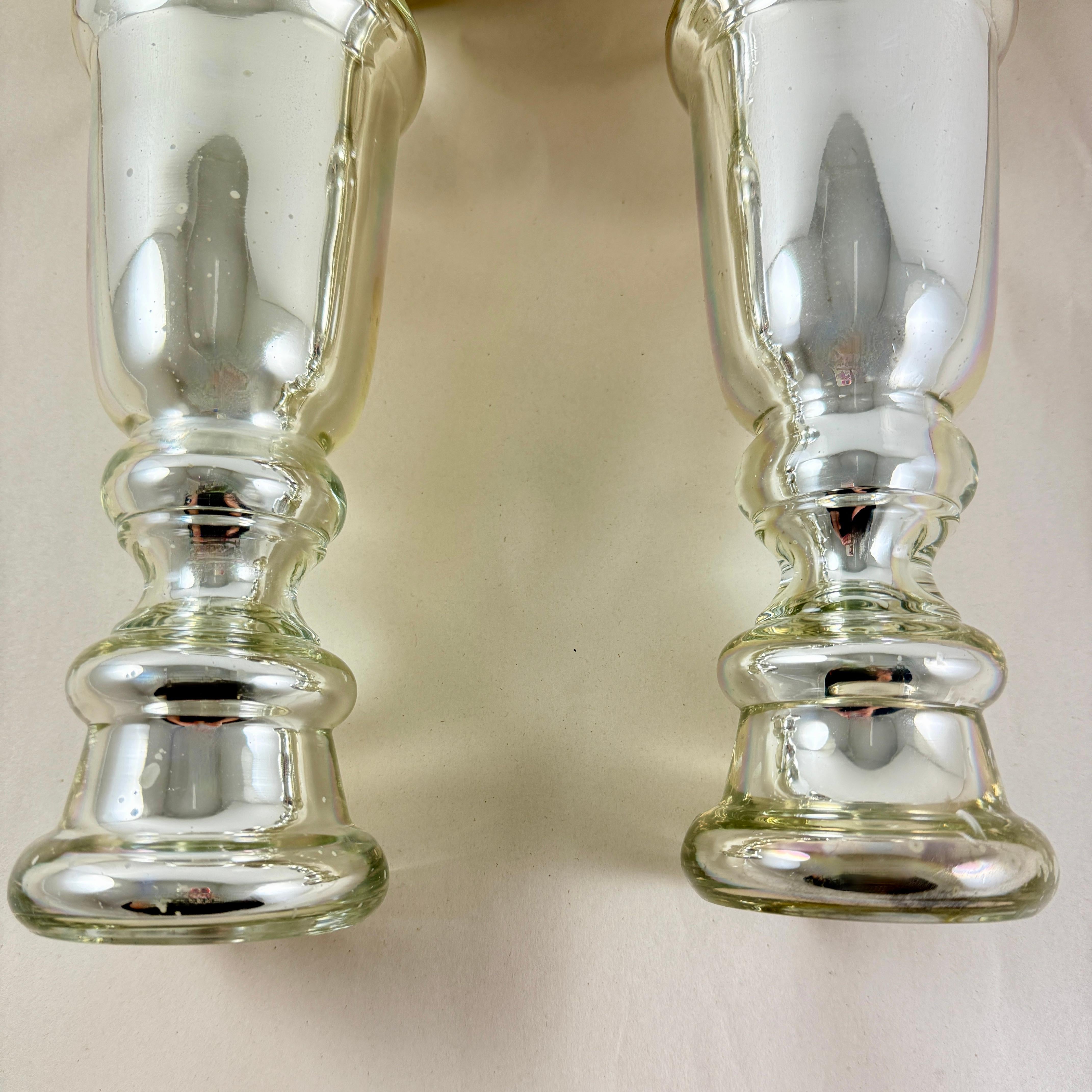Große englische mundgeblasene Quecksilberglas-Leuchter, versilbert, ein Paar, um 1840-1855 im Angebot 3
