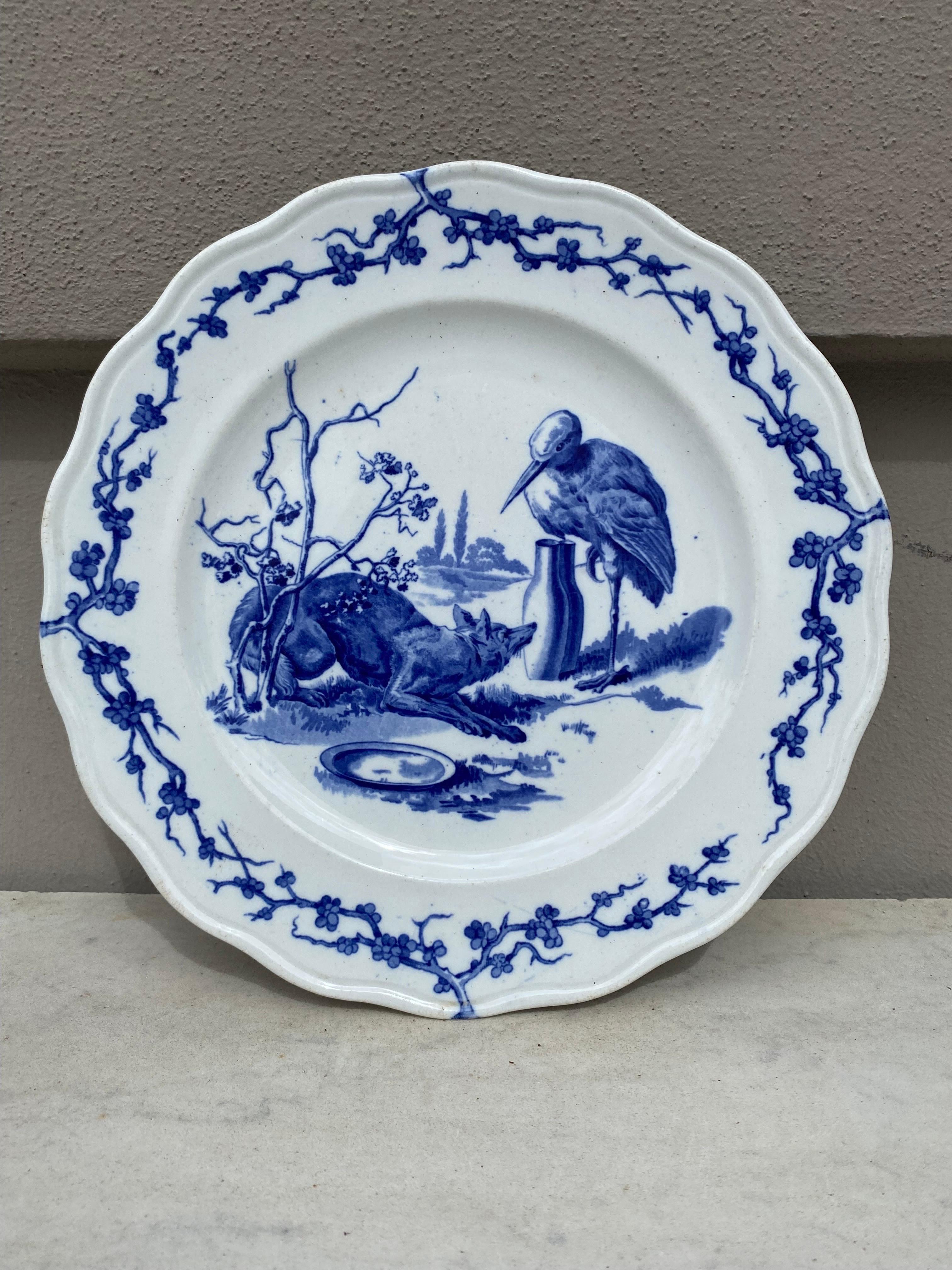 English blue & white plate fox and stork brown Westhead and Moore, circa 1890.
Was sold in the Grand Depot 21 rue Drouot Paris.
Fontaine / Aesops Fables.
English Losange mark.