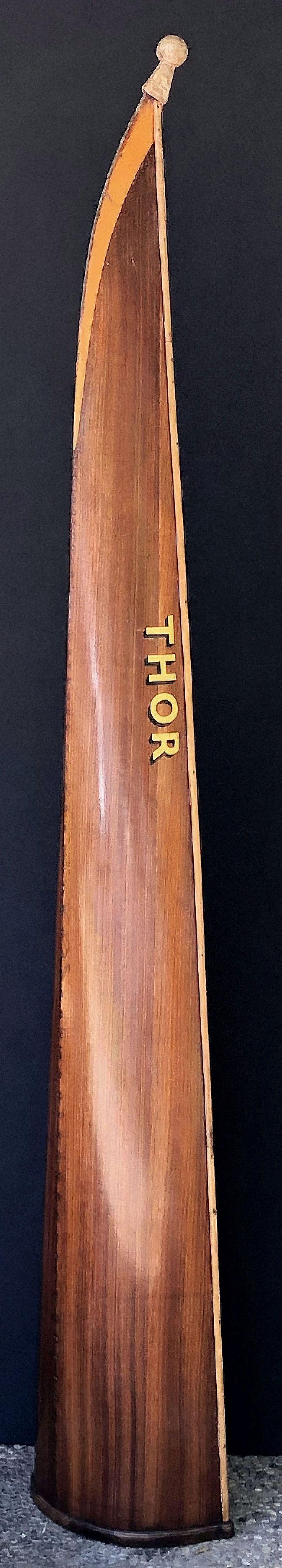 English Boat Shelf or Book Case of Mahogany in the Form of a Row Boat In Good Condition In Austin, TX