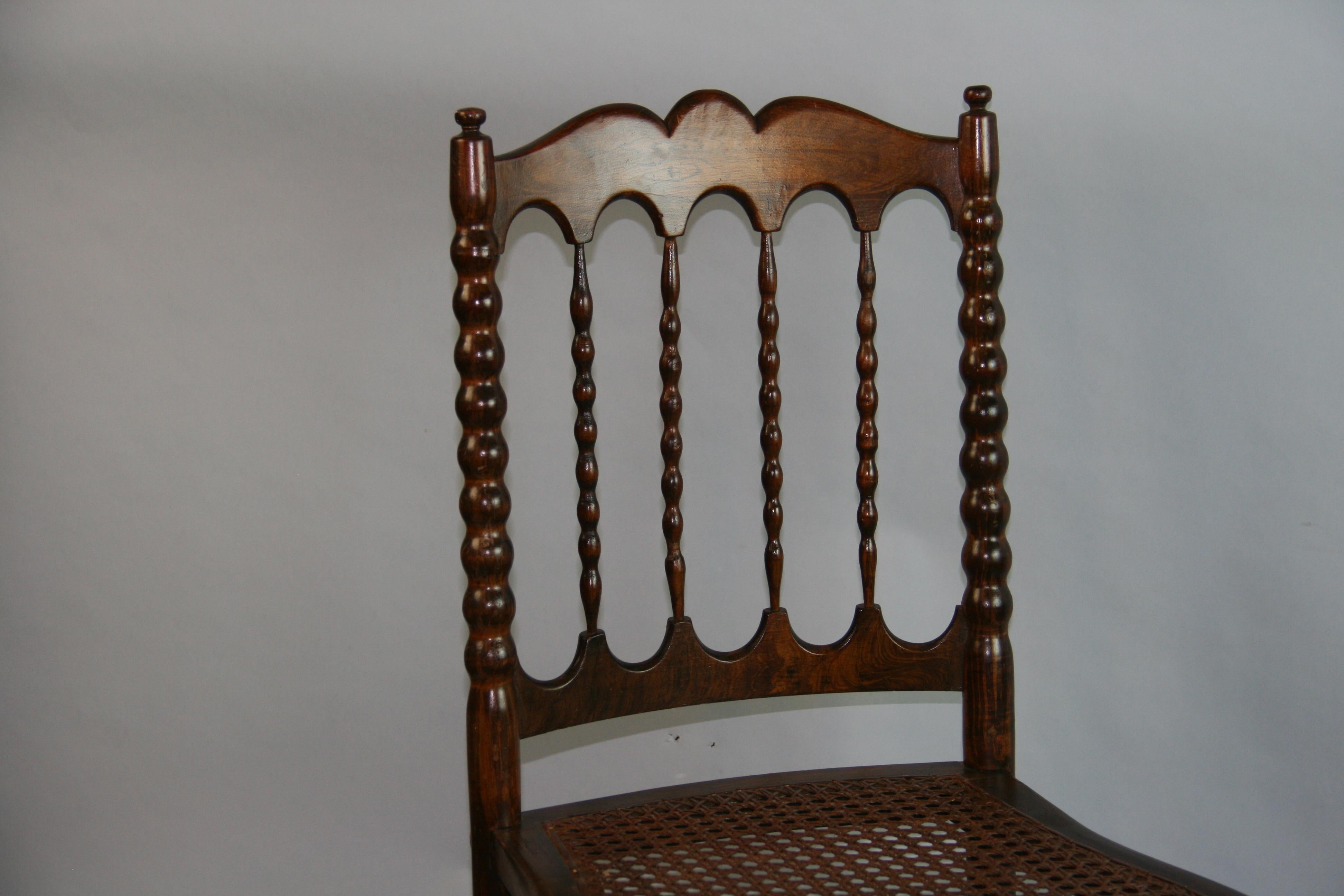 bobbin dining chair