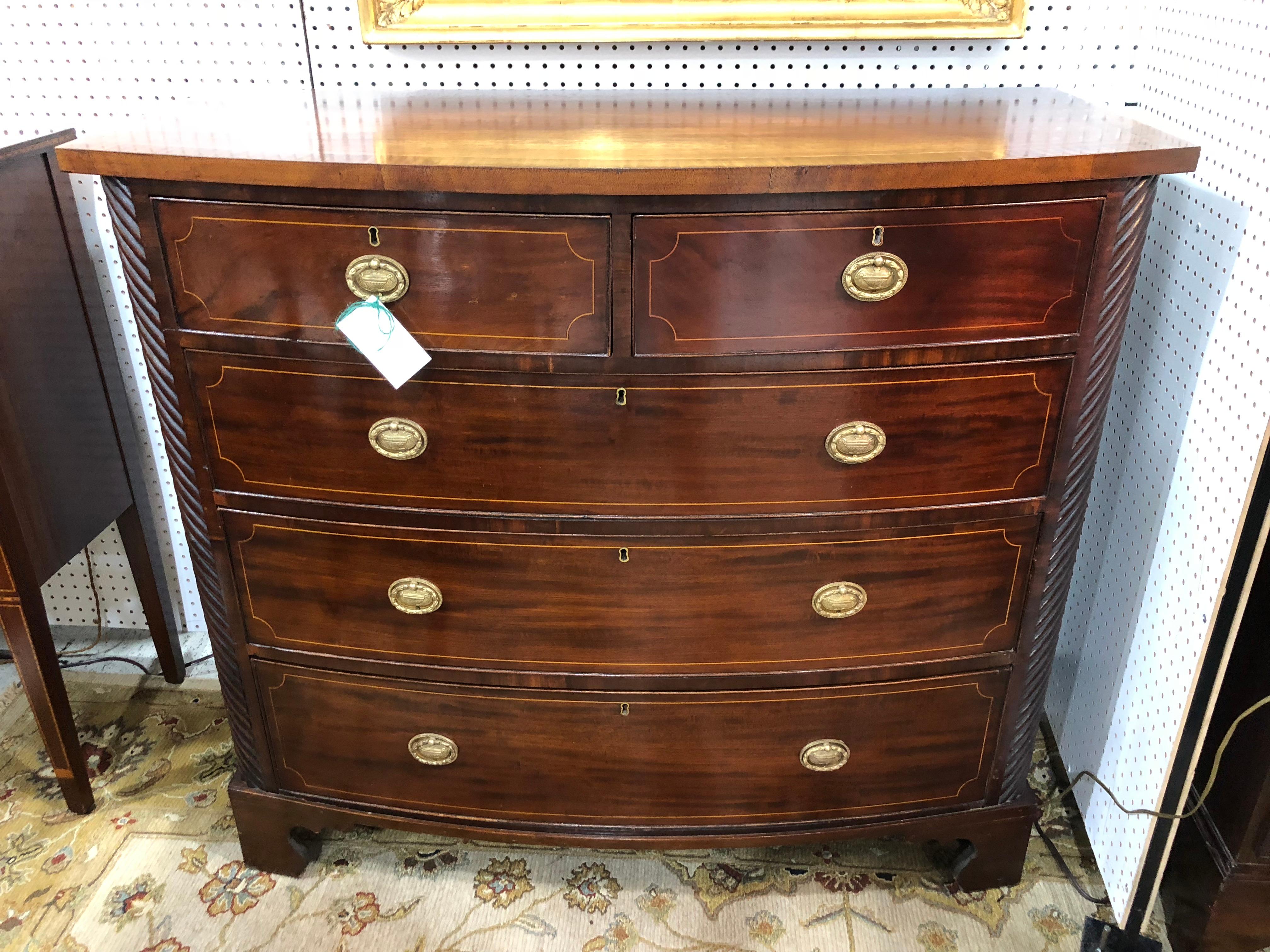 English Bow Front Chest In Good Condition In Athens, GA