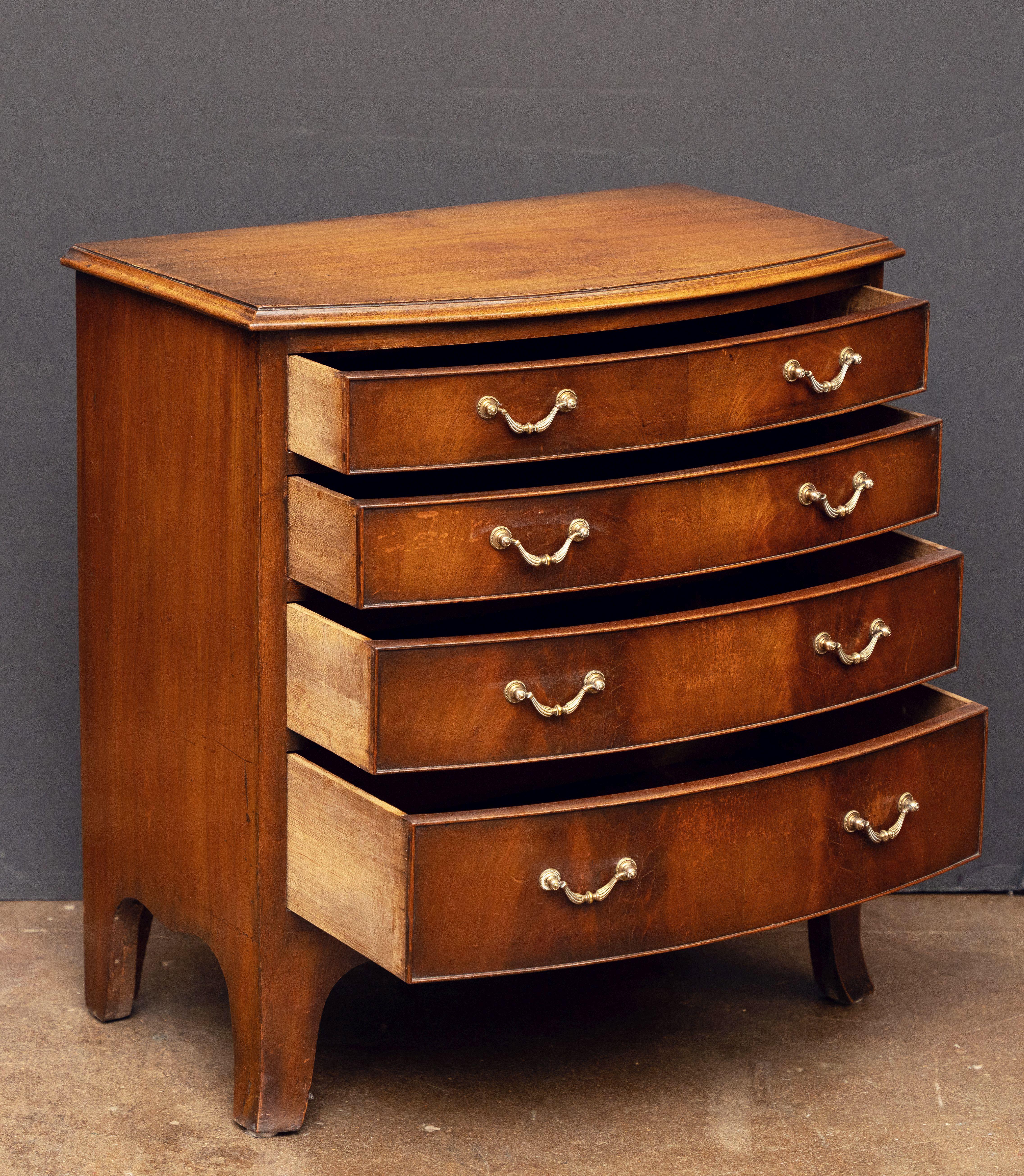 20th Century English Bow Fronted Small Chest of Mahogany with Four Drawers For Sale
