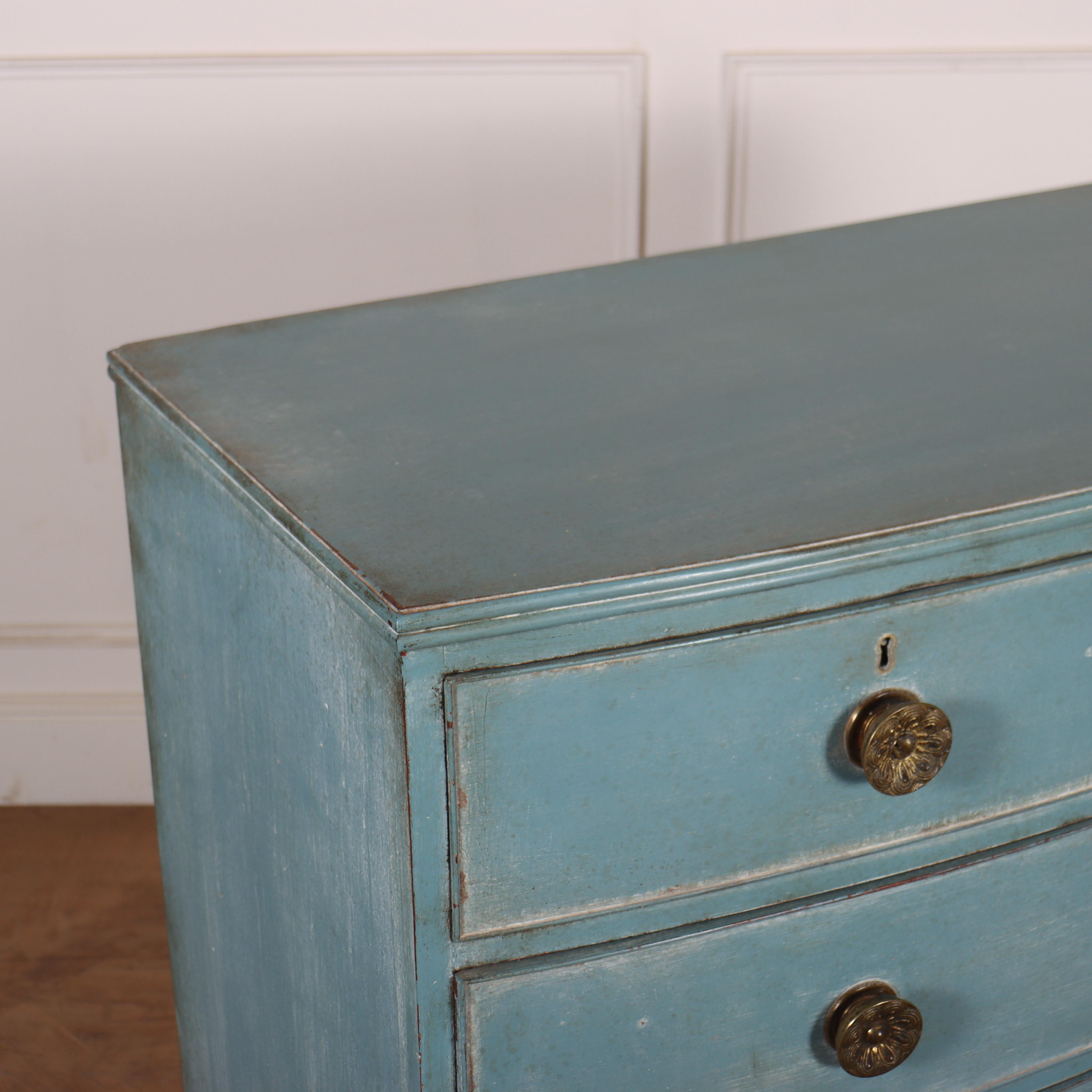 English Bowfront Chest of Drawers For Sale 2