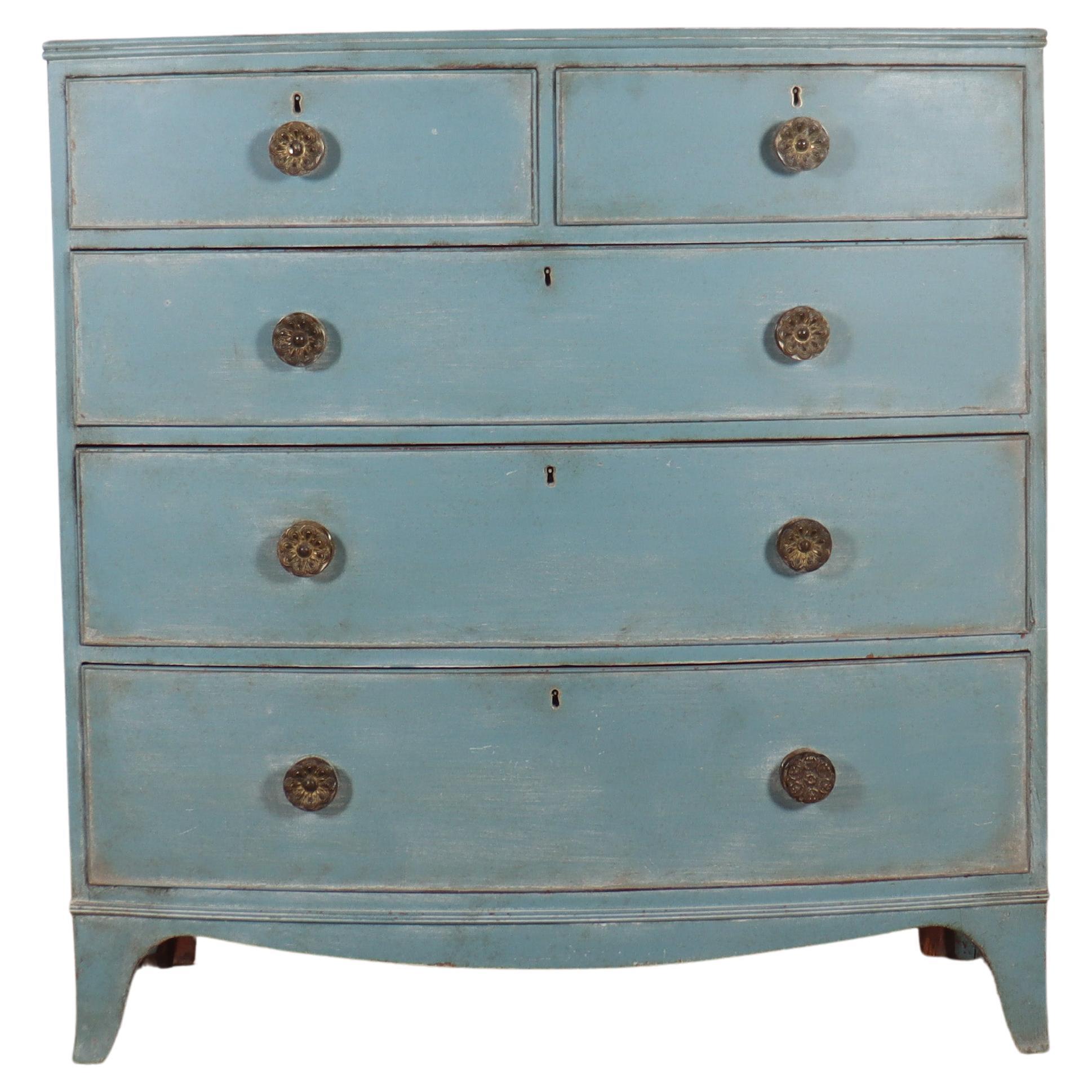 English Bowfront Chest of Drawers For Sale